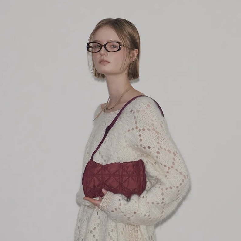 🇰🇷韓國Carlyn Kira雲朵枕頭包