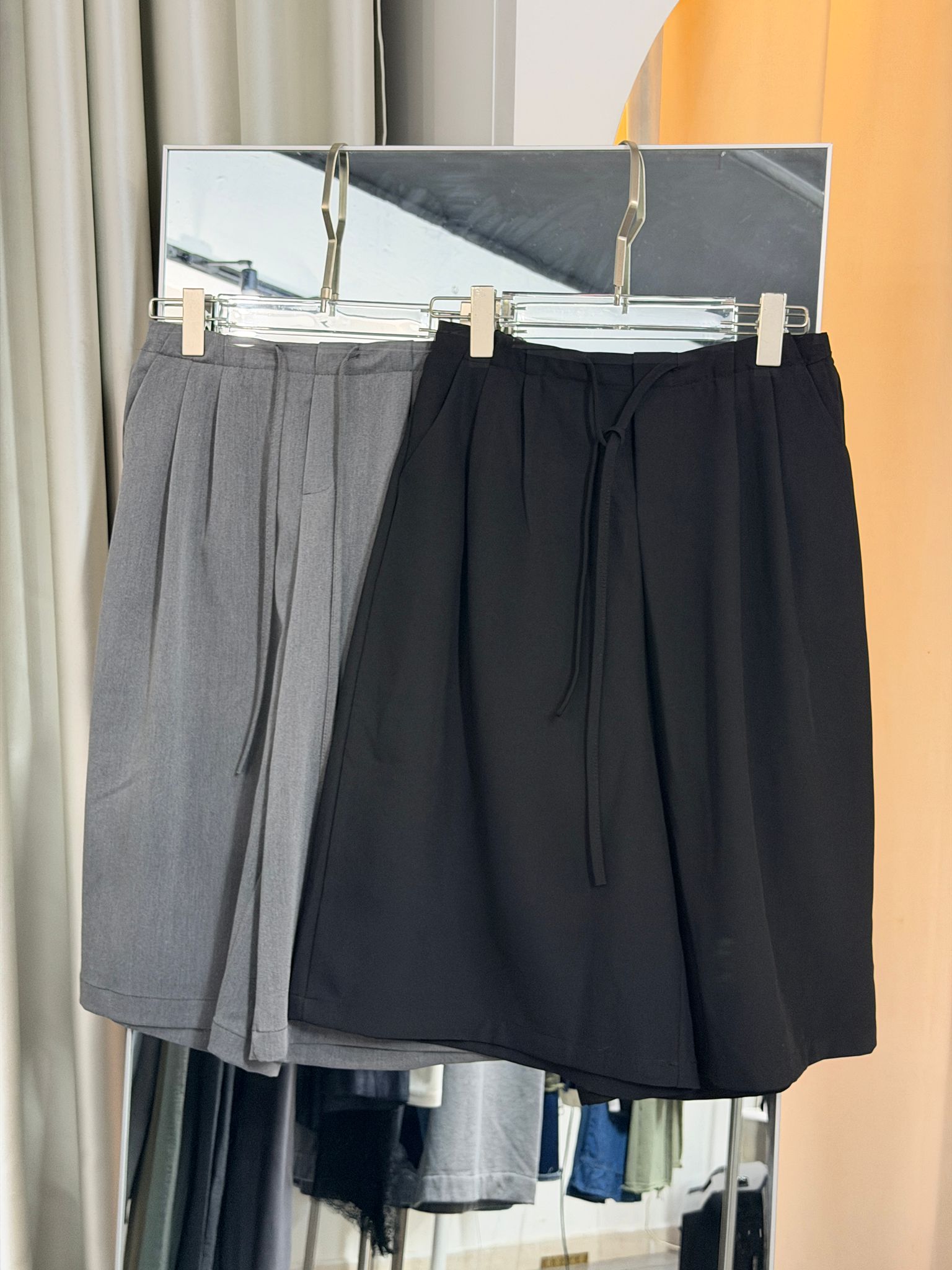 簡約寬鬆休閒短褲