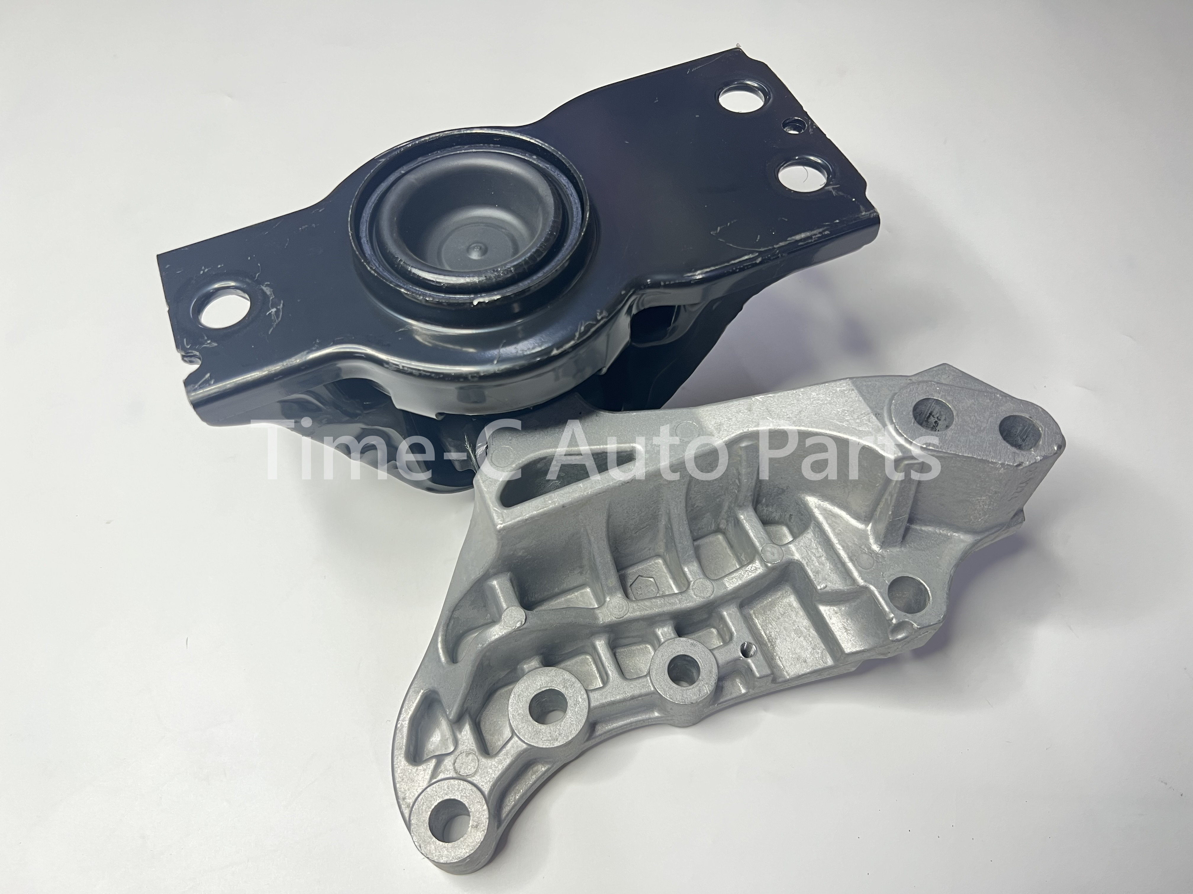 右機器膠 11210-5TA0A - Nissan Serena