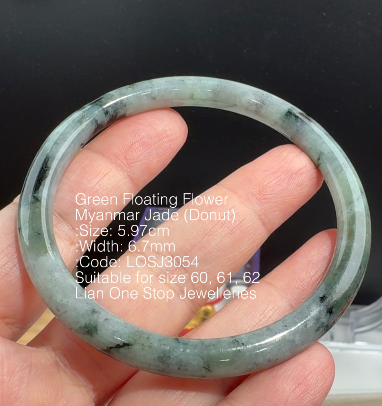 5.97cm Code: LOSJ3054 Green Floating Flower Myanmar Jade (Donut)