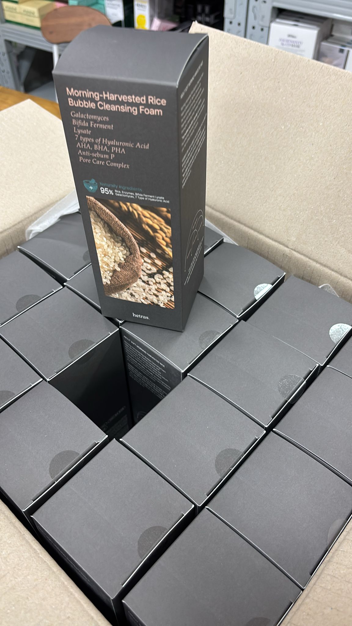 韓國 Hetras. 淨透亮白米萃發酵潔顏慕斯 500ml 