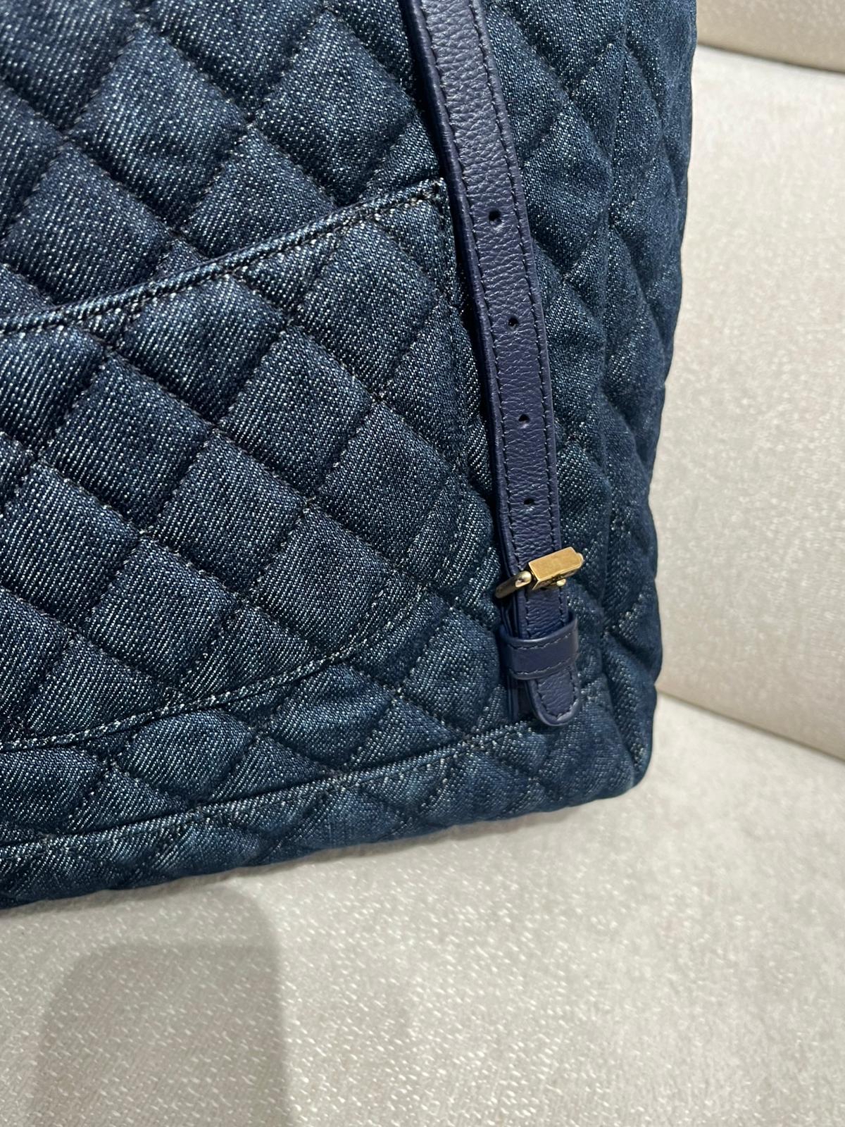 Chanel Classic Backpack Denim 100%Authentic, 95%New ✅貼✅Dust bag