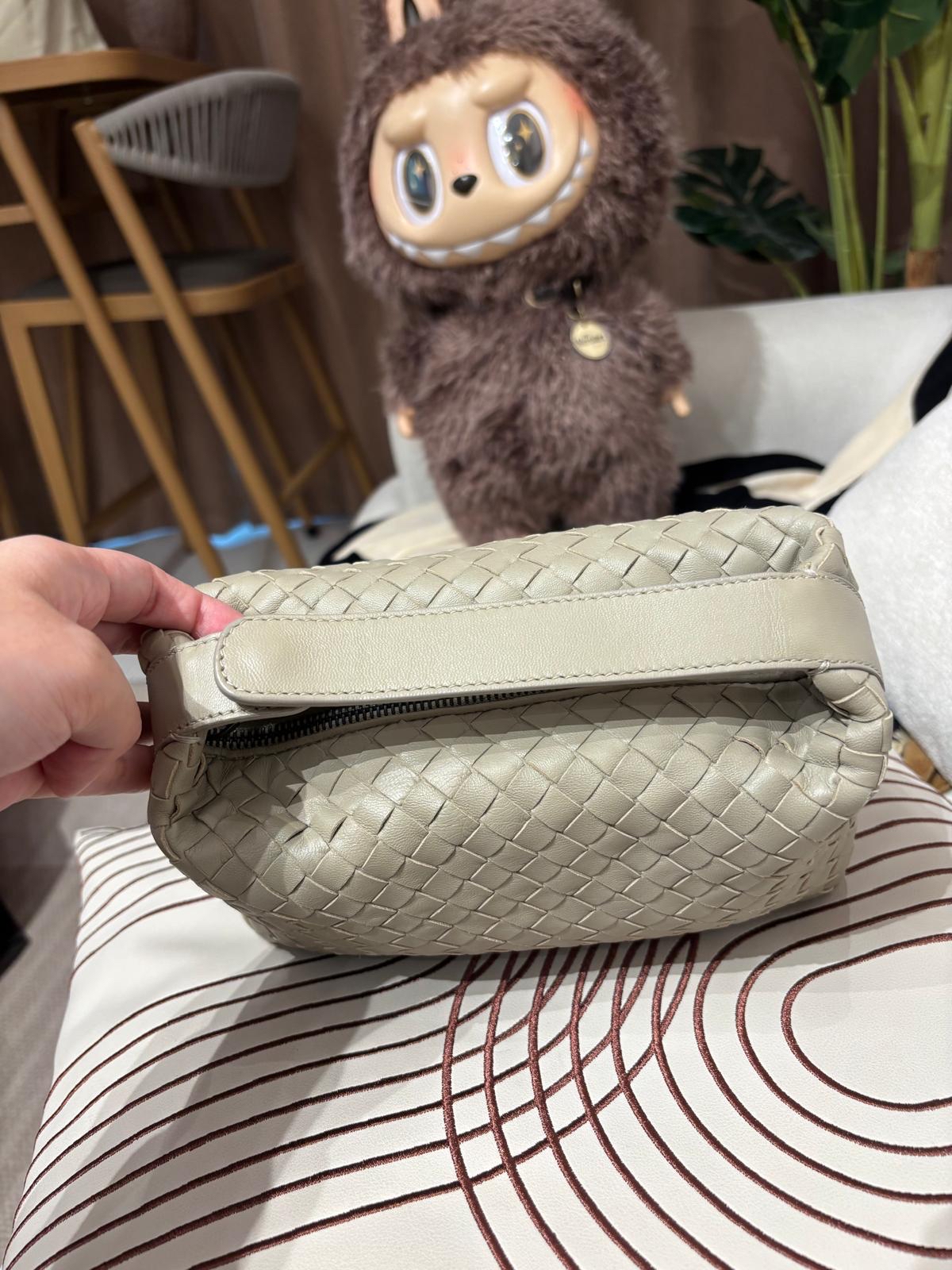 Bottega Veneta BV 飯盒包 100%Authentic, 98%bew ✅dust bag 