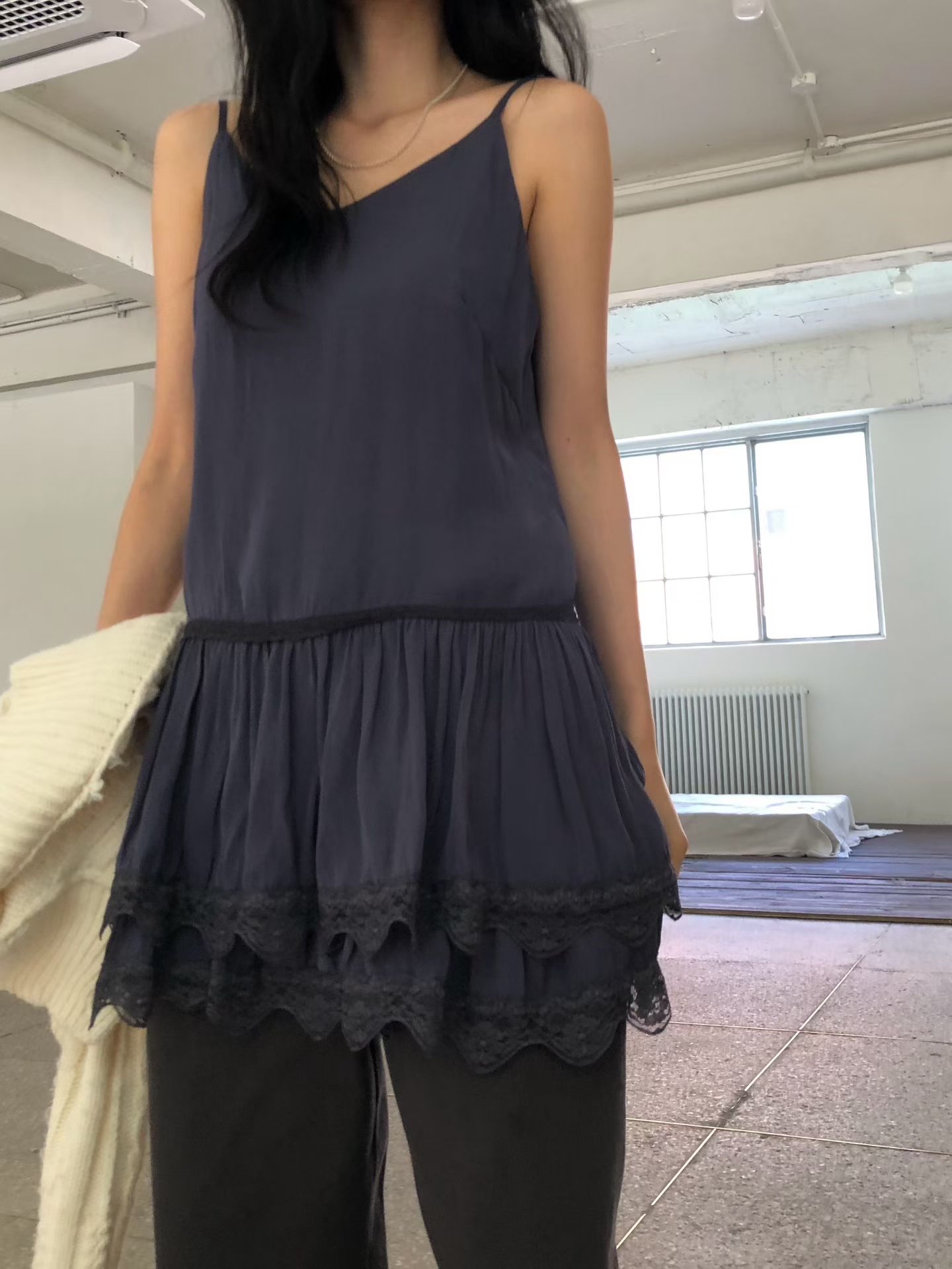 Ruffle layer vest
