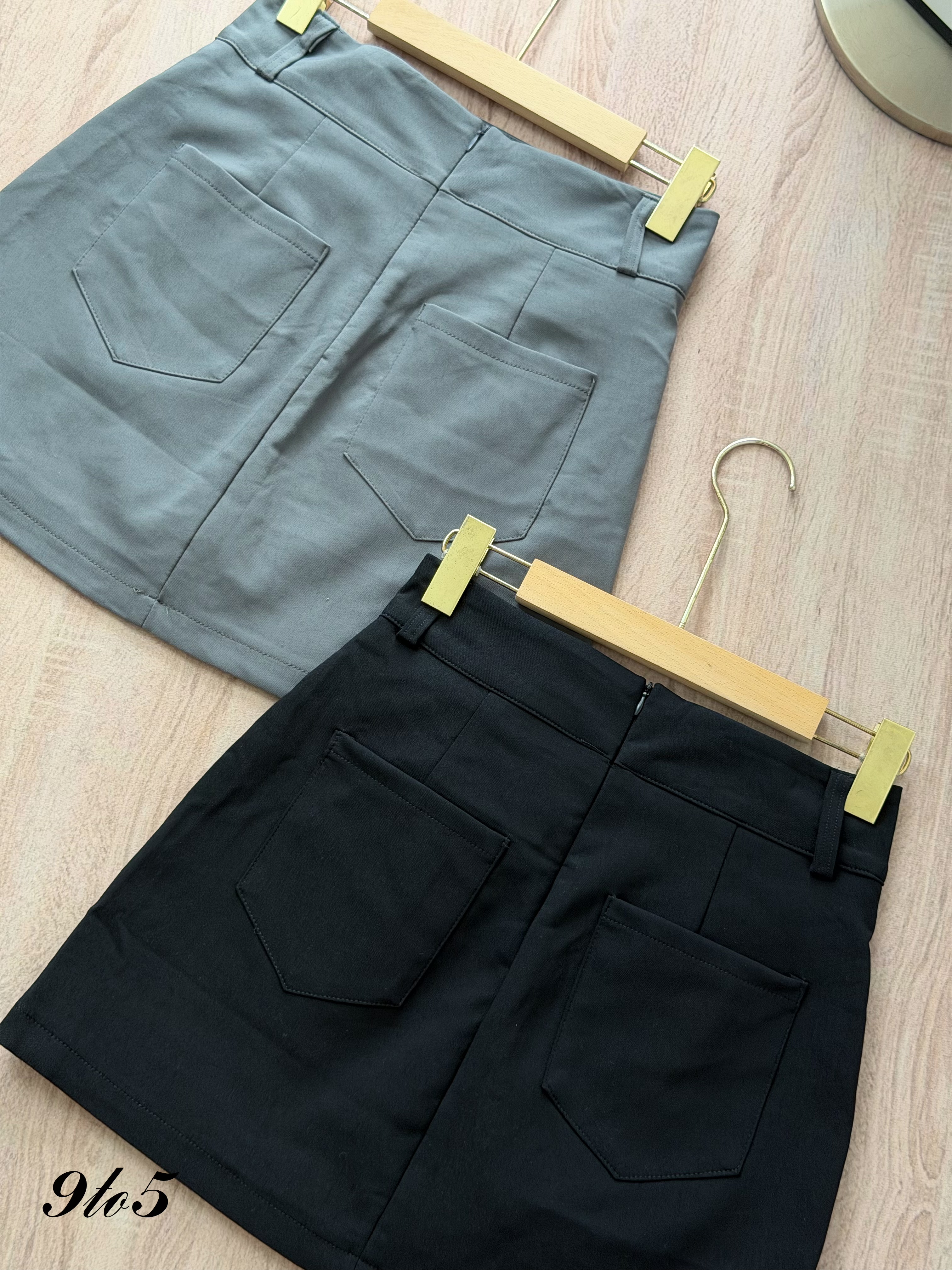 S2042 A Line Short Skirt - Black & Grey