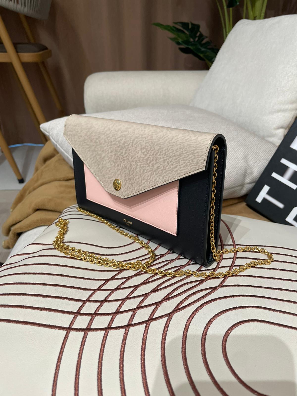 Celine clutch on chain 灰色拼粉紅牛皮鏈條銀包斜孭袋  100%Authentic ,98%new✅dust bag 