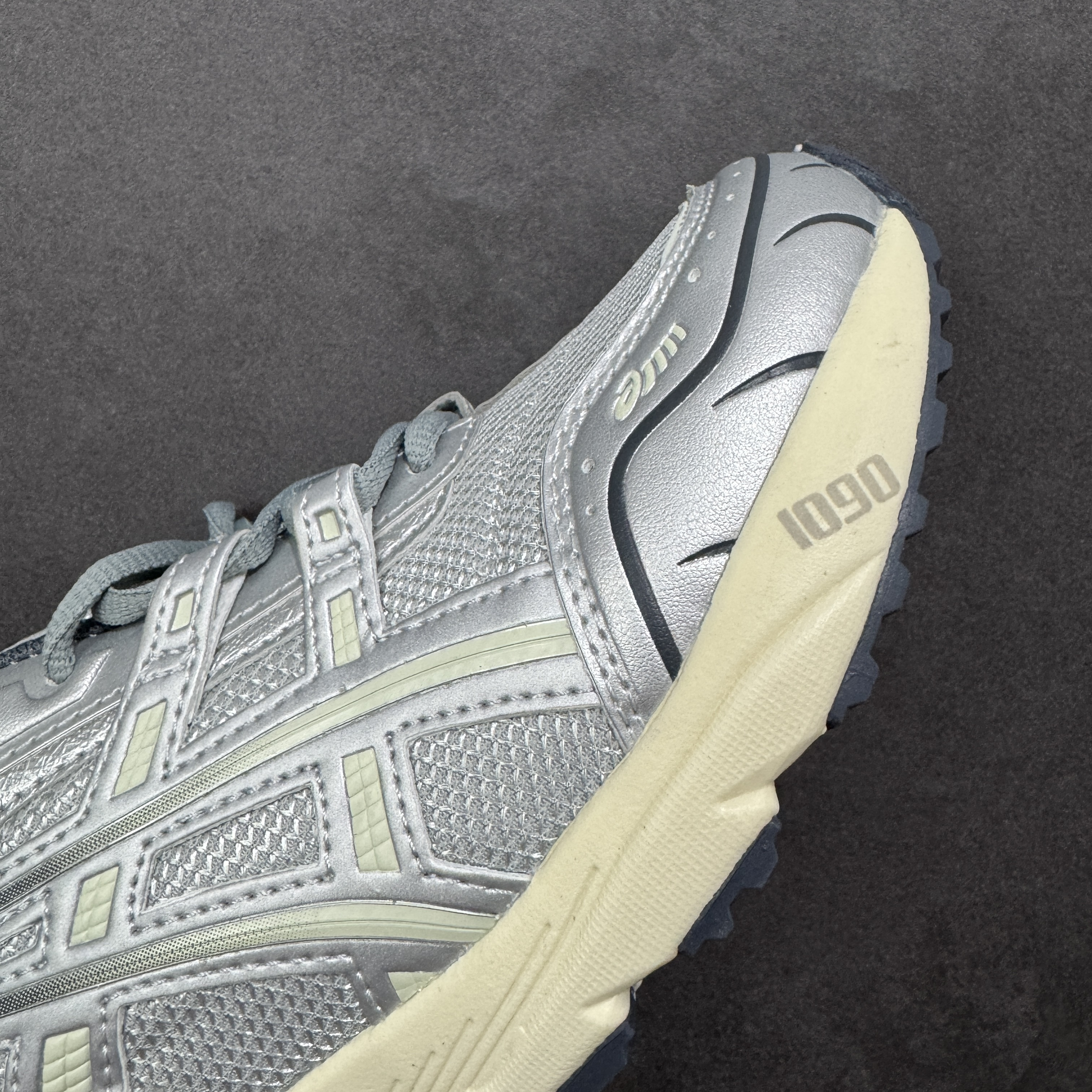 Asics GEL-1090 1203A241-020