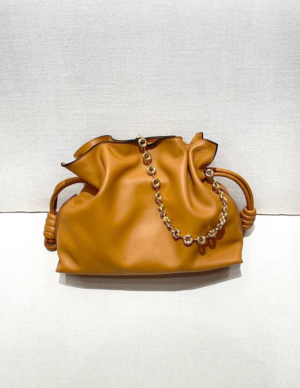 Loewe 罗意威 Luna 月亮包链条肩背包