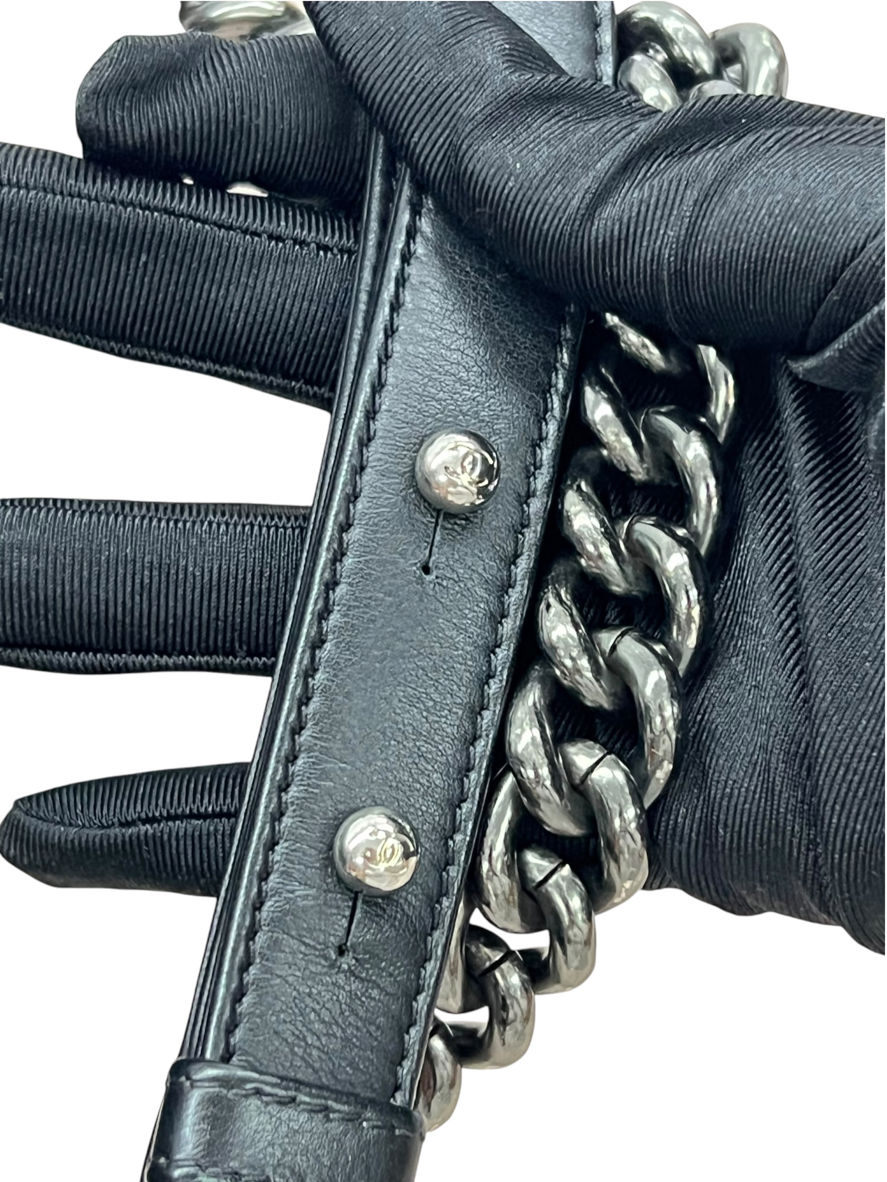 Pre-owned Chanel Chevron Quilted Boy Flap Bag / Product Code:081808