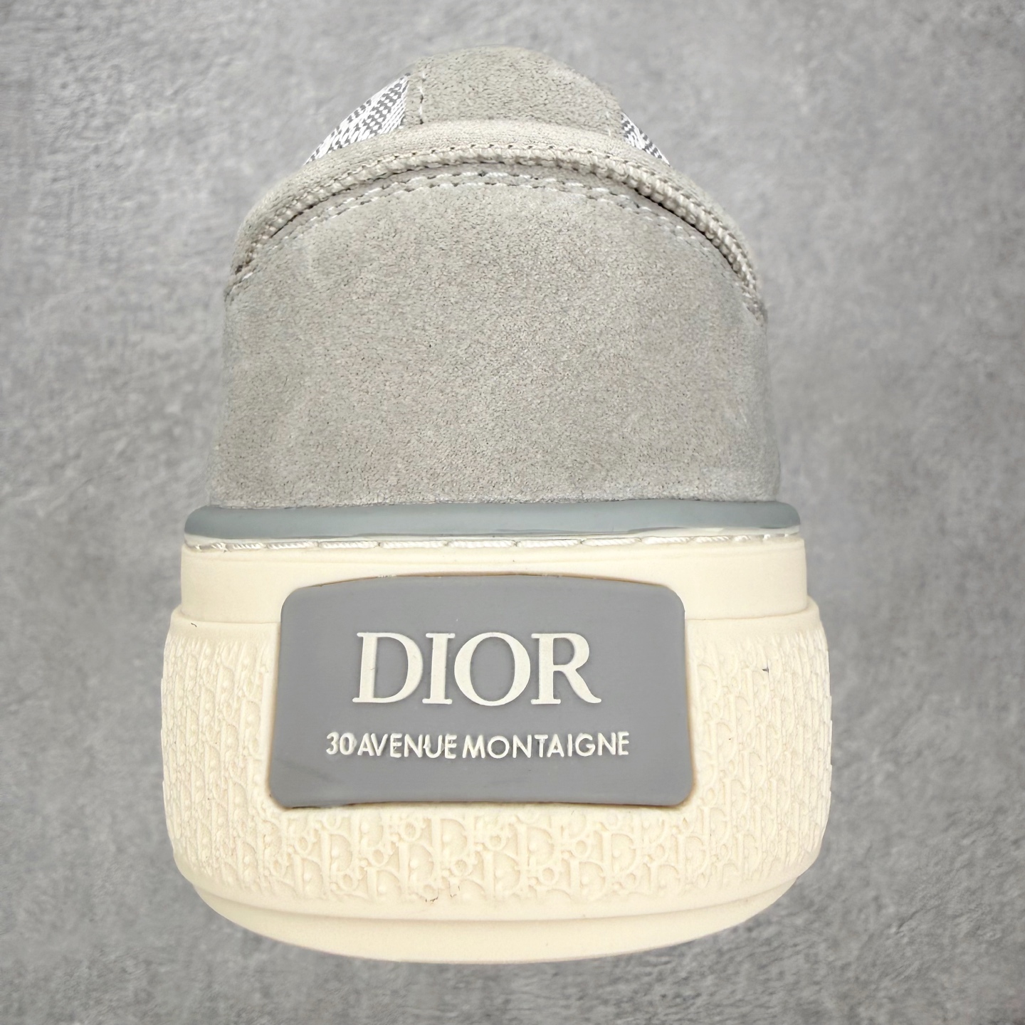 Dior B33