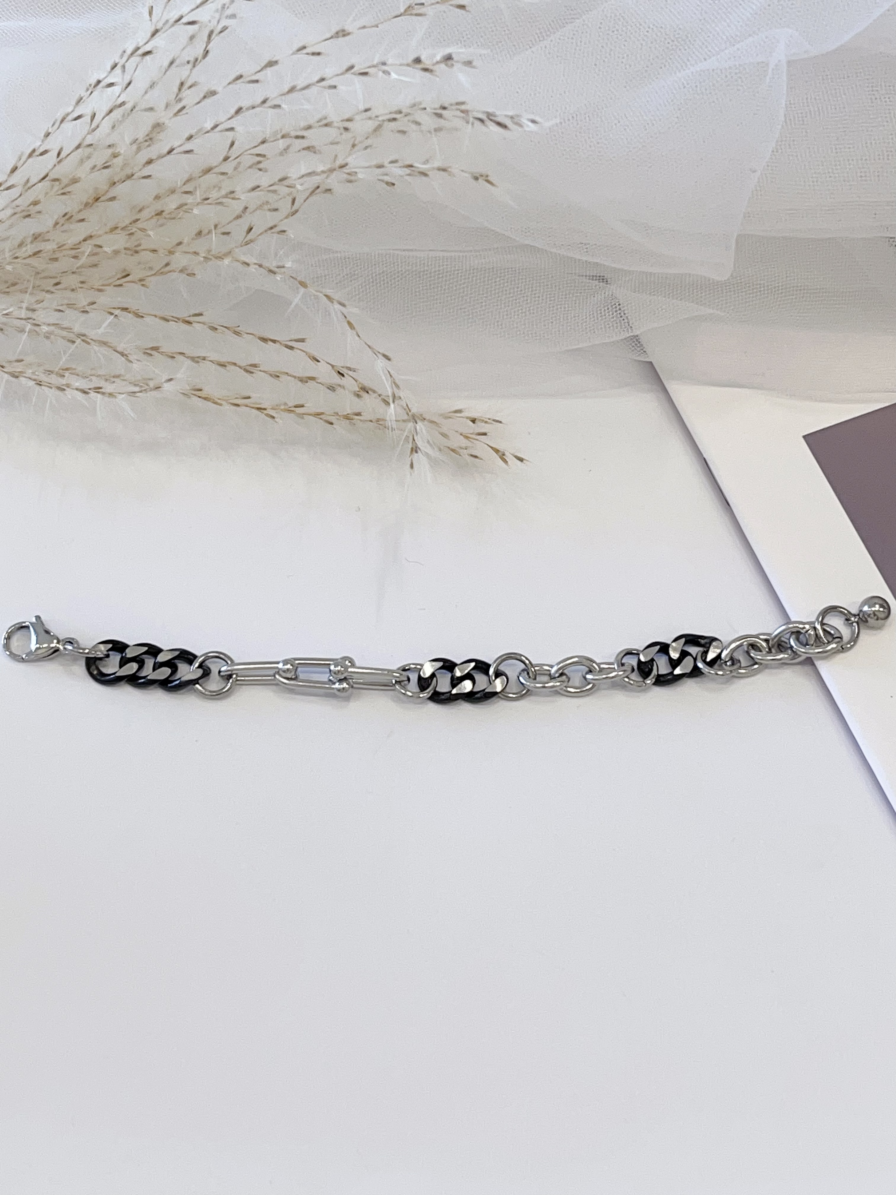 中性简约钛钢手链