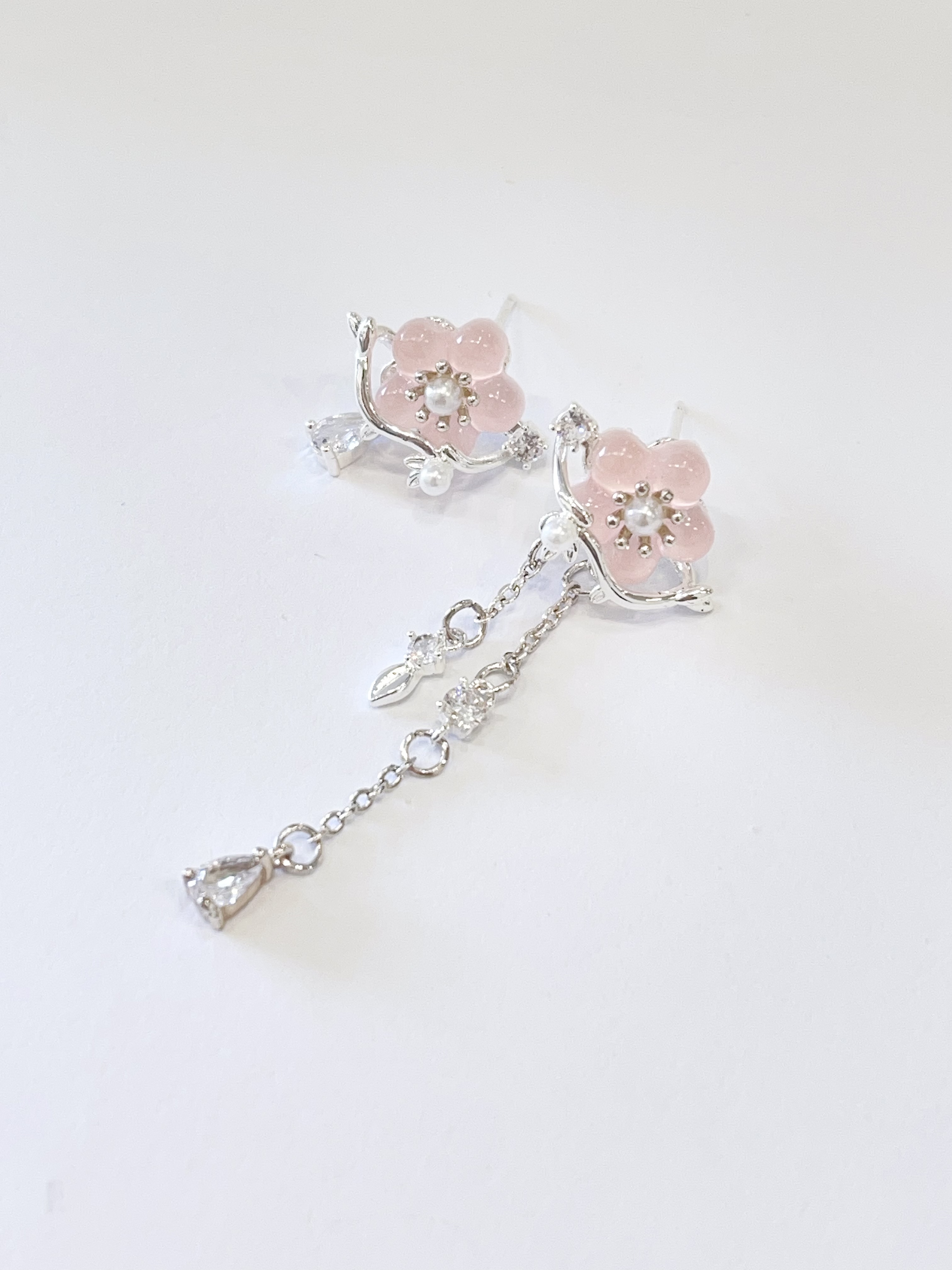 粉色系小花不规则流苏耳环