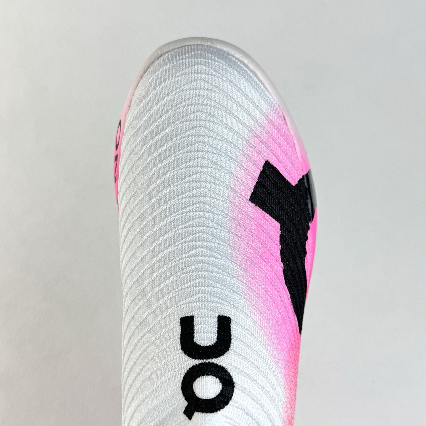 On Cloudboom Strike LS