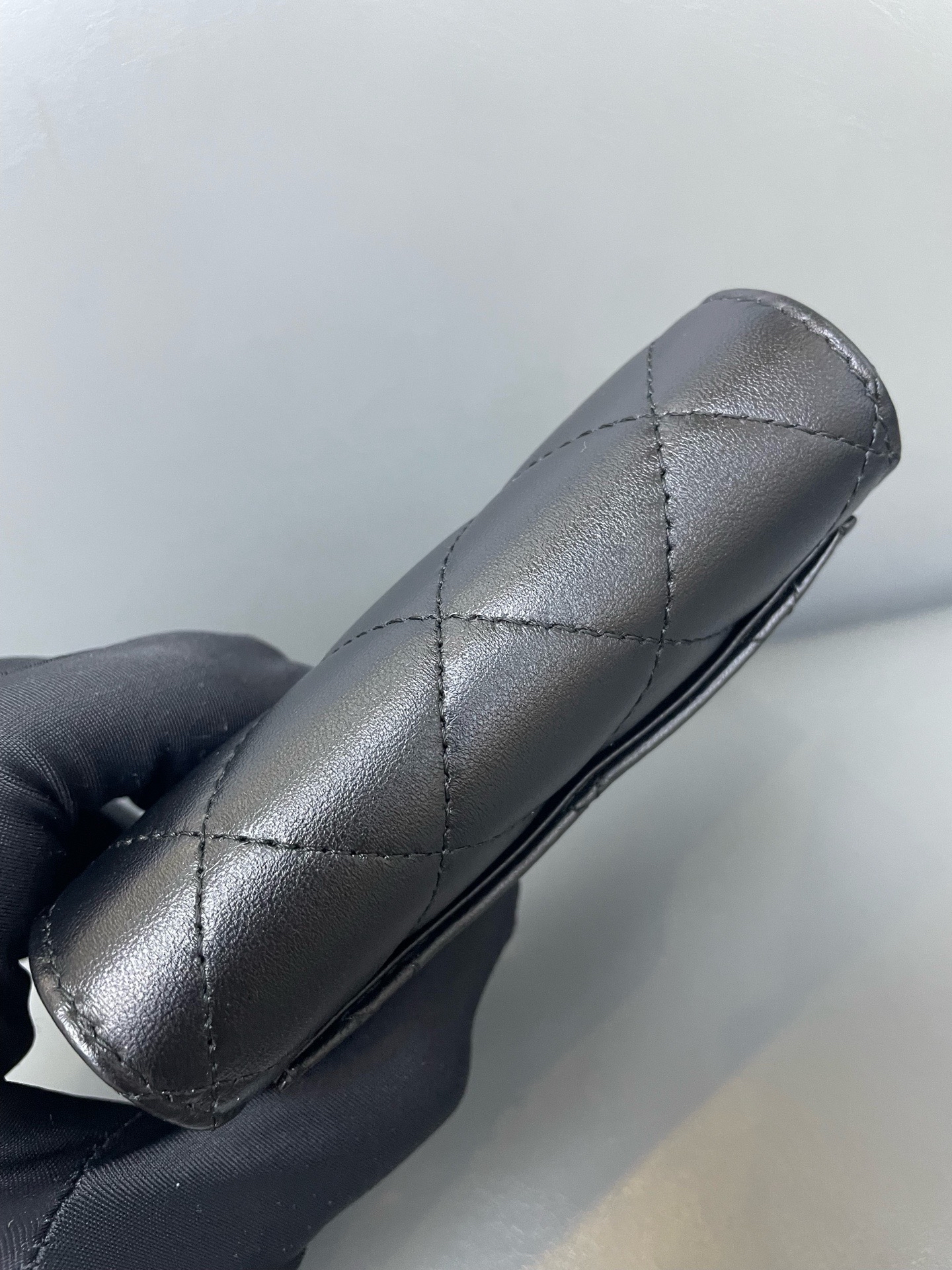 【預訂貨品】Chanel 黑金 小羊皮 woc