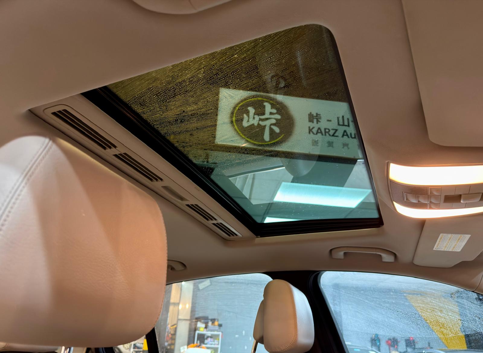 Mercedes-Benz E200 Avantgarde 2011