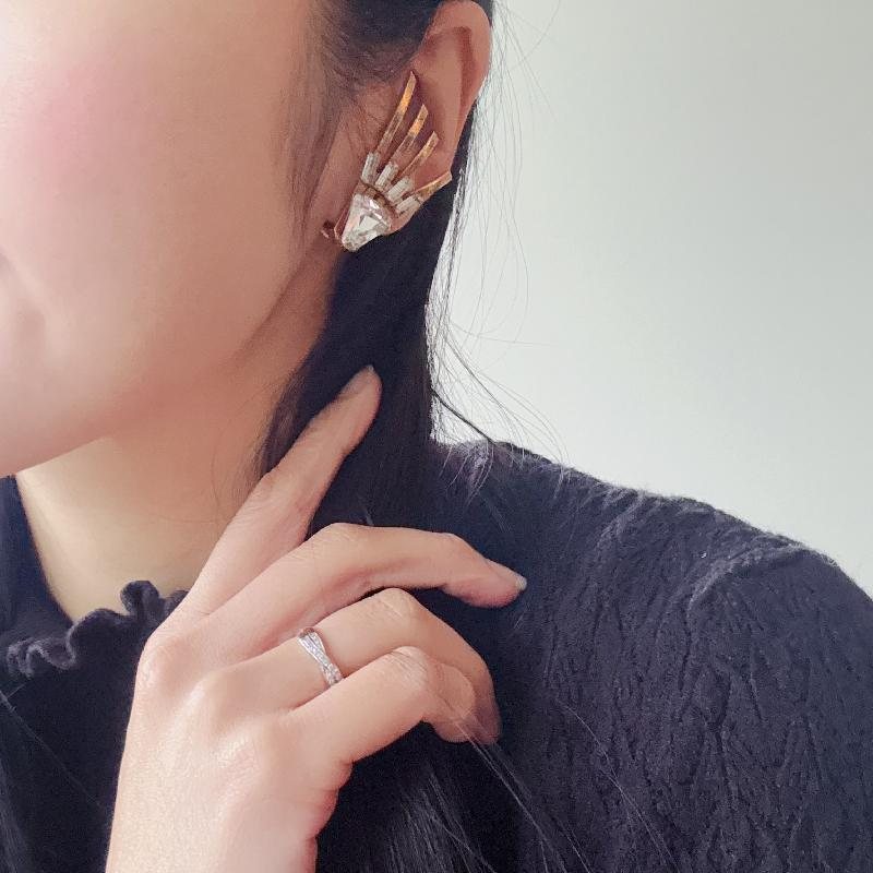 Vintage C.a. 1950s Gold Tone Fan Shape Bejeweled Statement Clip Earrings (MT2236)