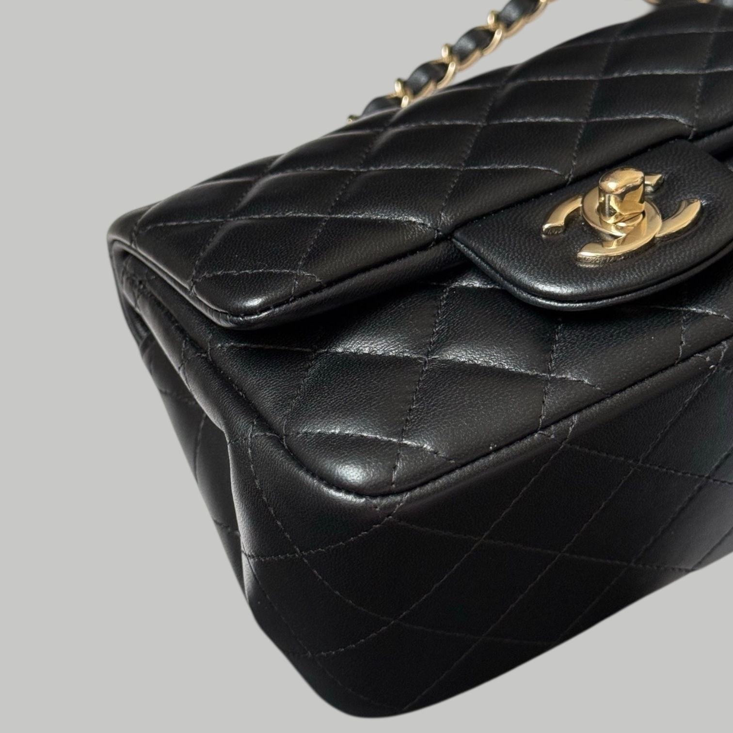 Chanel Lambskin square金扣方胖