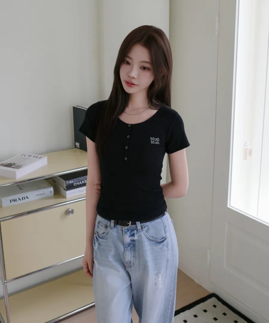 【預訂】 Huahmuah - Henley Neck V-Neck Short Sleeve T-Shirt 