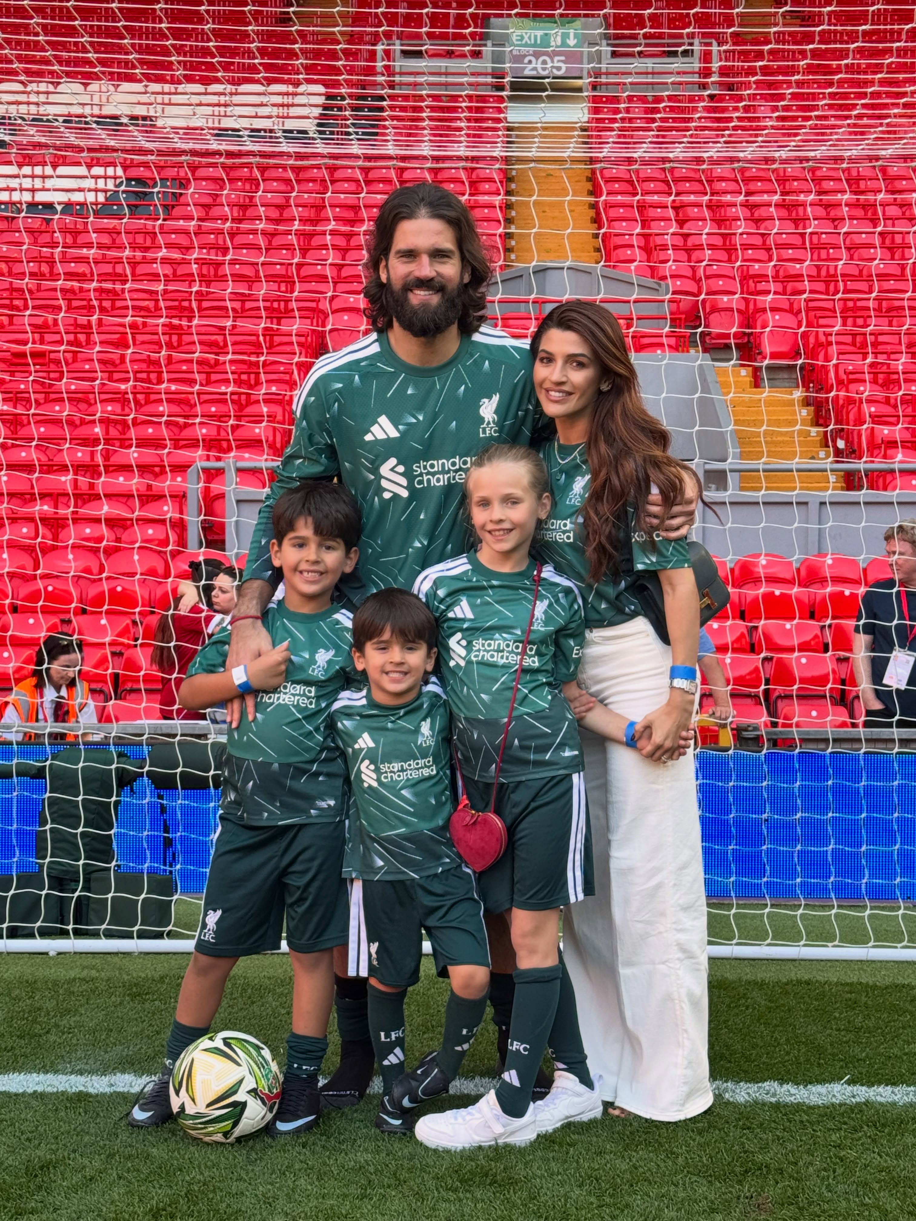 #現貨 Adidas Liverpool 利物浦 2026-27 主場龍門球迷版球衣 (可加印字章) KT2080