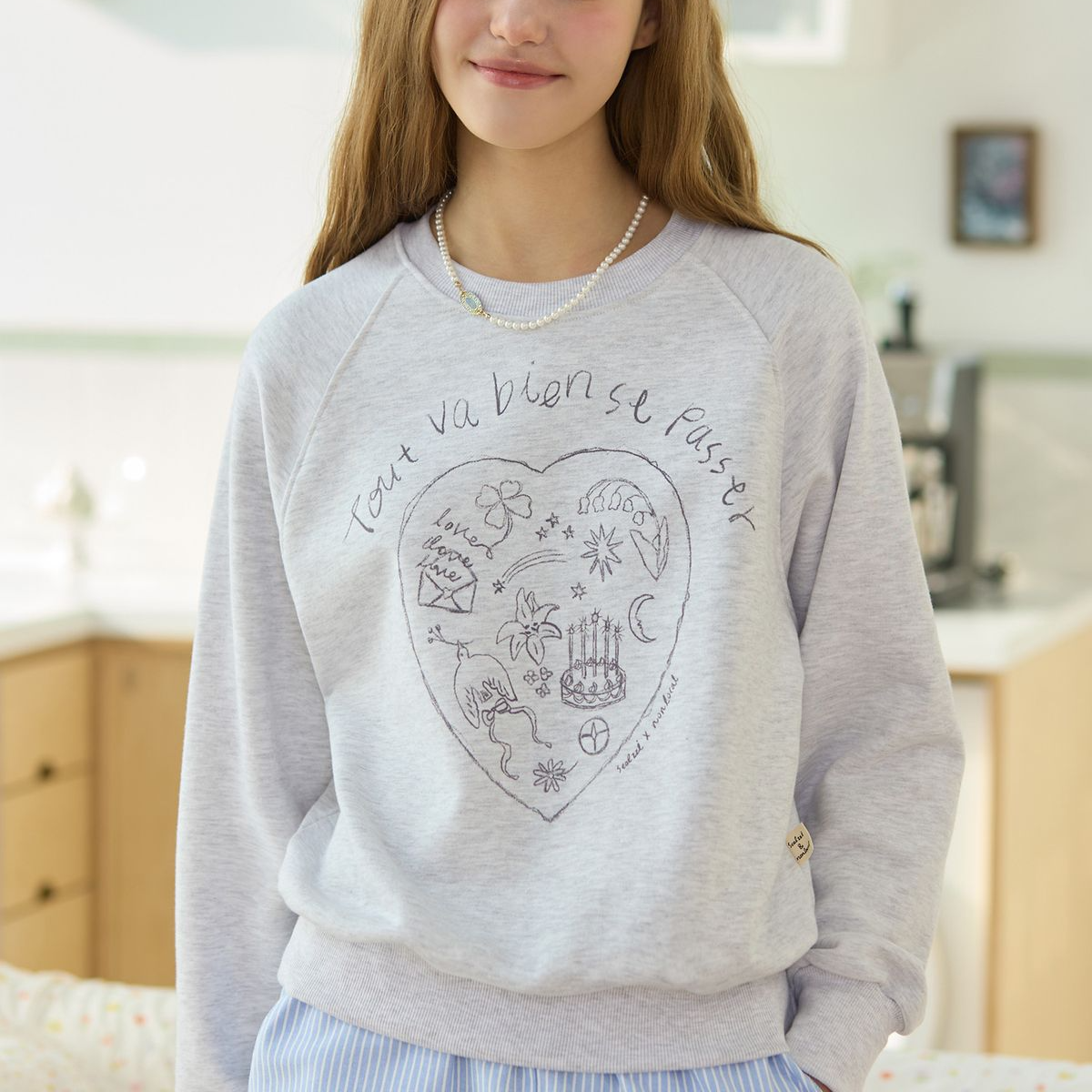 [NONLOCAL x SEOLLZZI] Line Heart Hand-Drawing Sweatshirt 