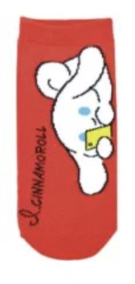 Sanrio 肉桂狗紅色襪