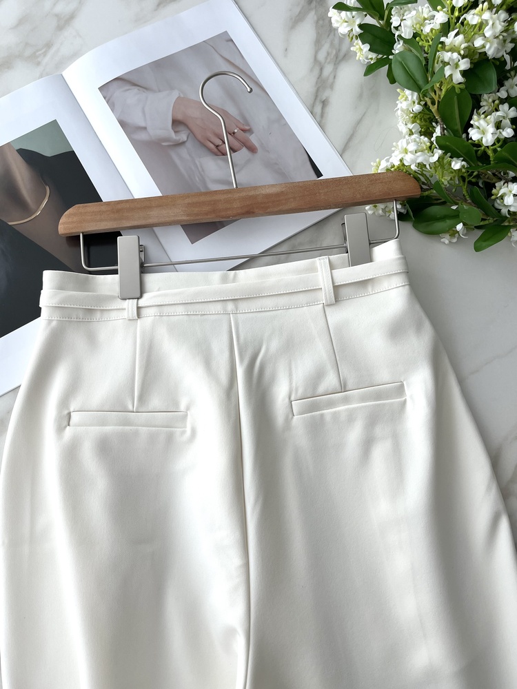 Asymmetric Wrap-Line Slacks (Ivory)