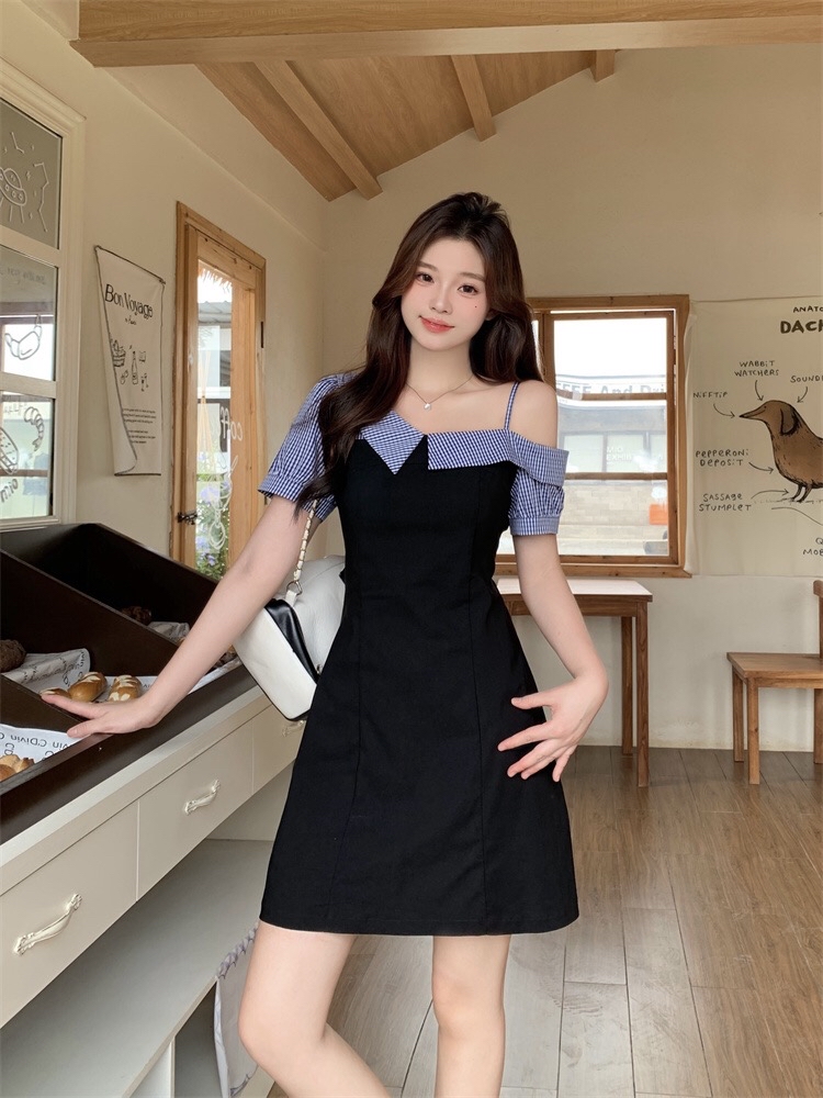 B94(18830) 韩系气质斜领格纹开角翻领片边单吊带蓝连身裙