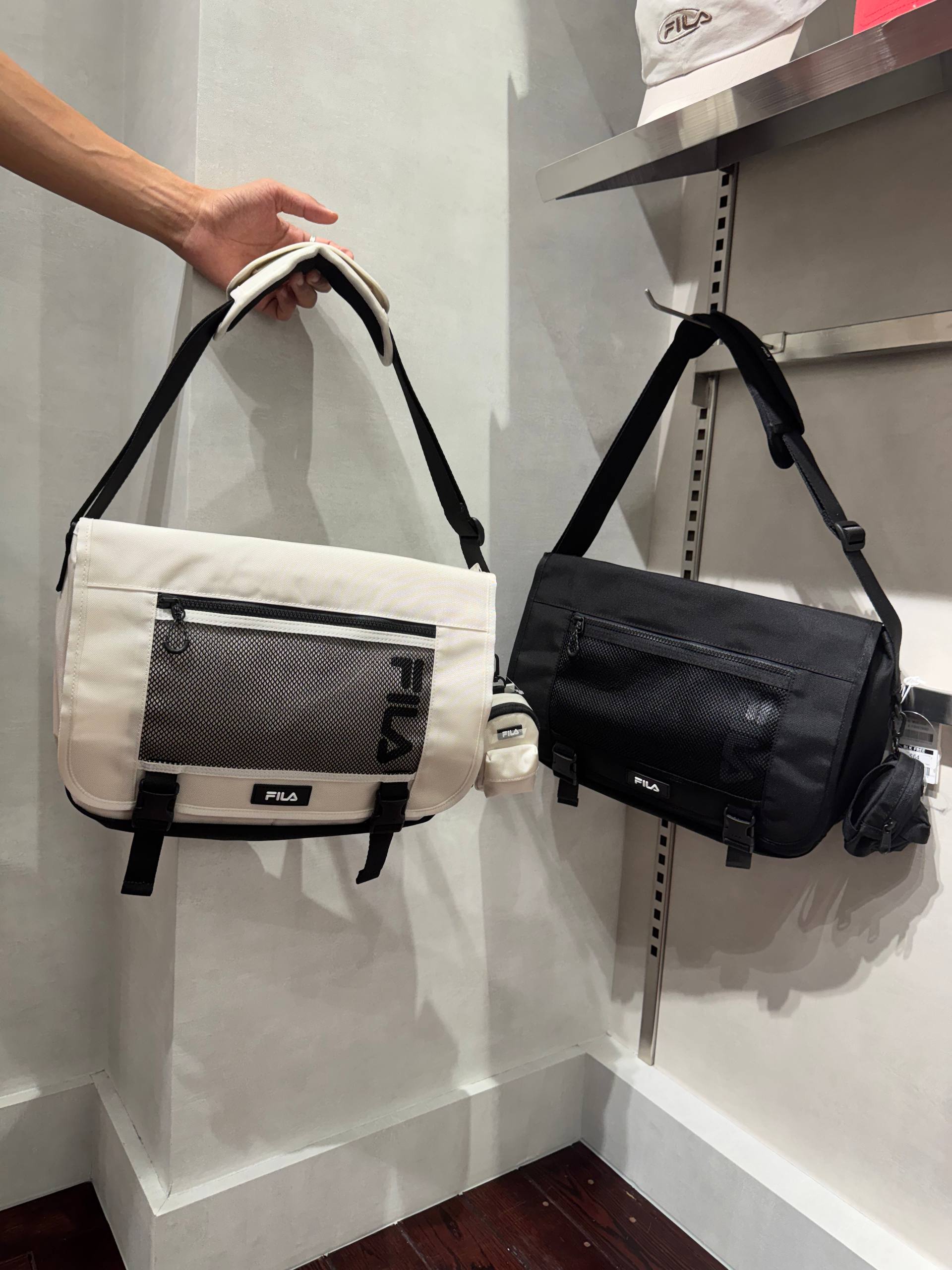 🇰🇷FILA 邮差包✨