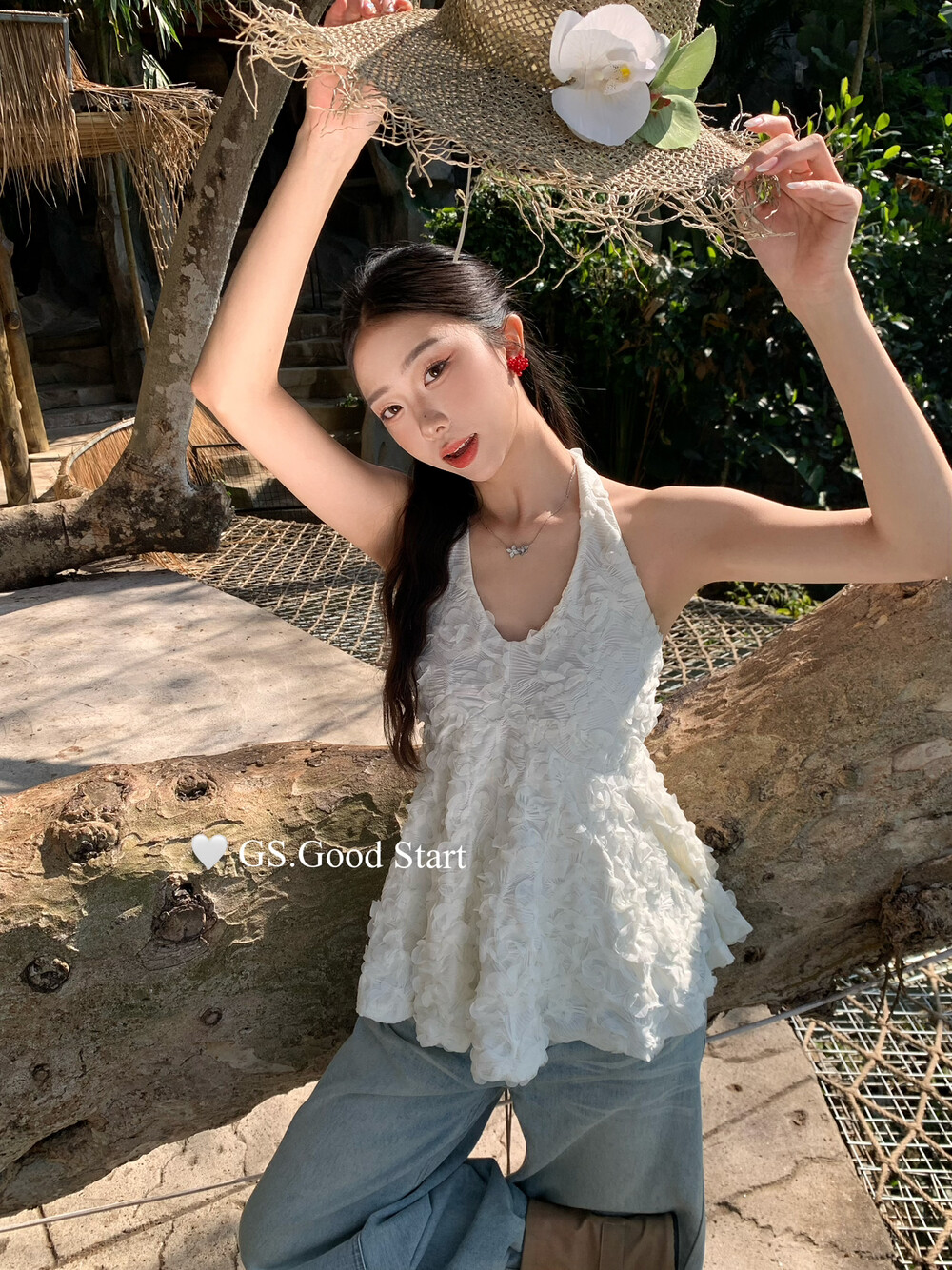 1820 GS START HALTER TOP 