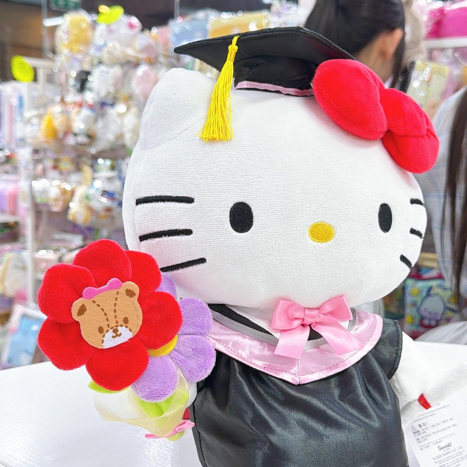 原裝行貨sanrio 40 cm畢業公仔