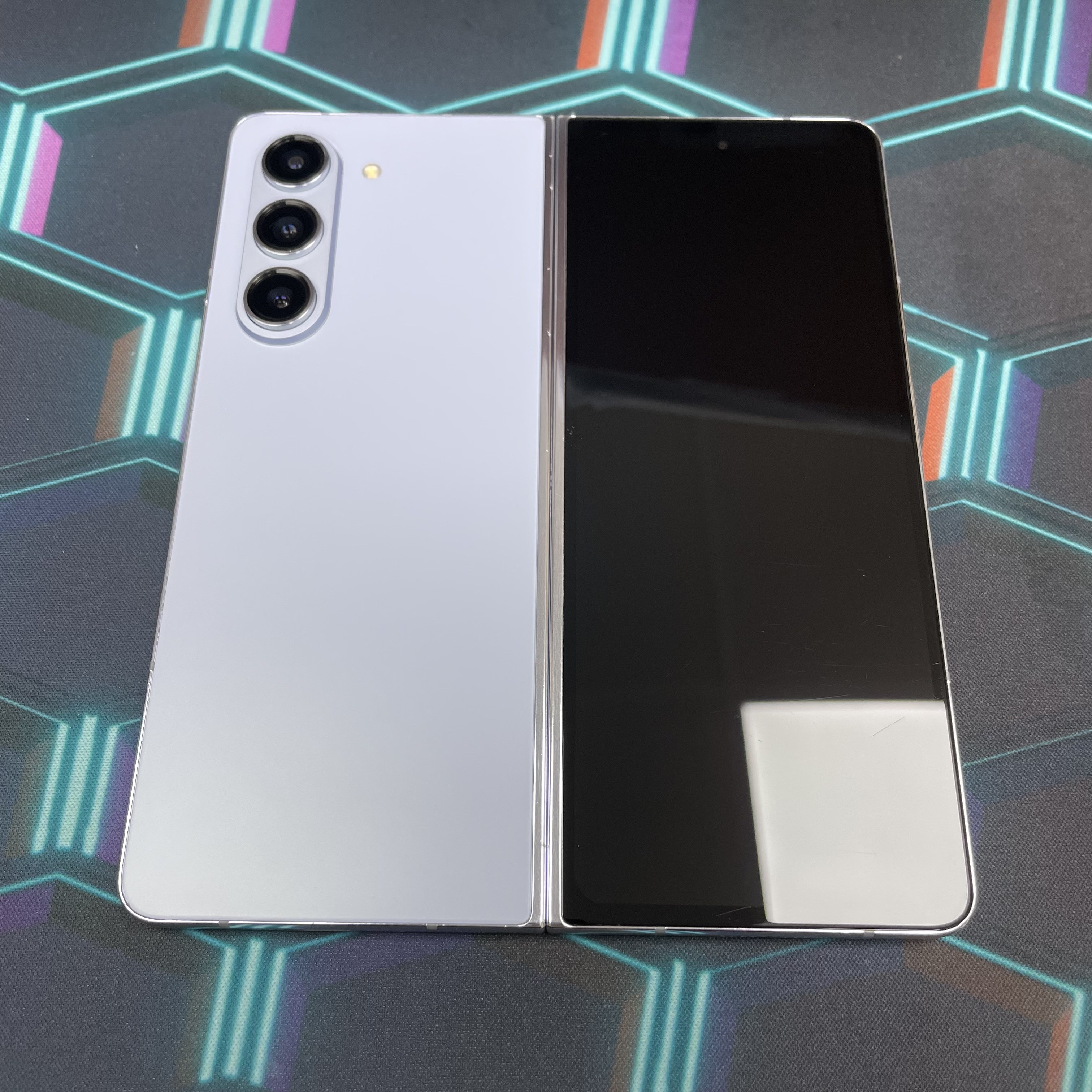 *5837B Galaxy Z Fold 5 超靚機 12+256GB 藍色 blue