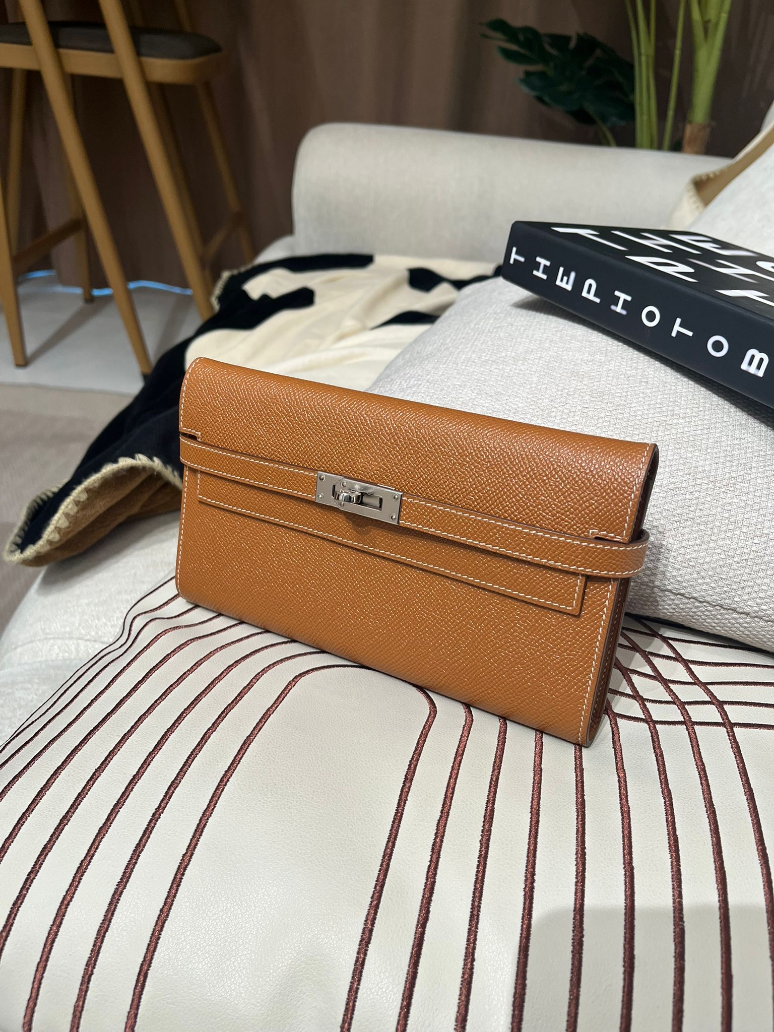Hermes Kelly Wallet Stamp C 金棕色銀扣 100%Authentic, 99%new ✅box