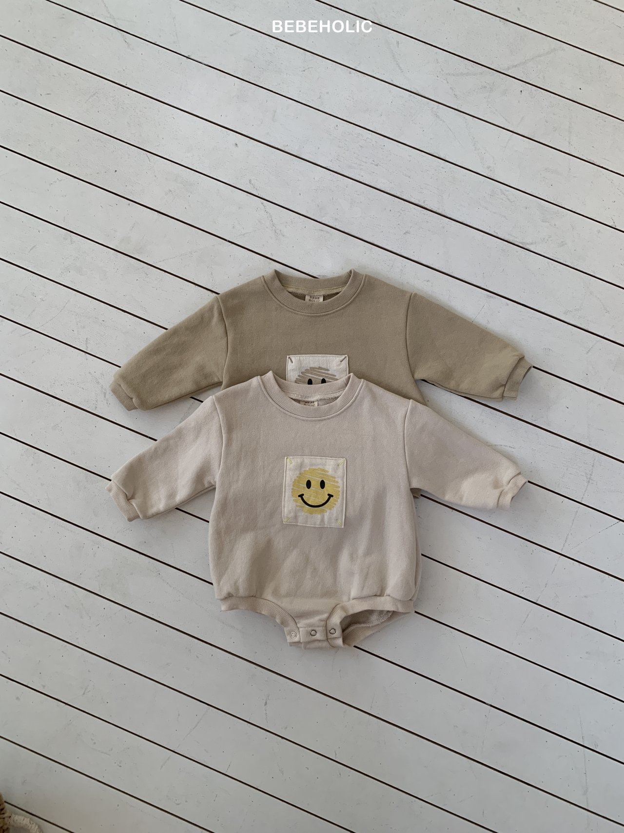 🌸預訂 韓國直送🌸🇰🇷BEBEHOLIC兩色笑哈哈圖案長袖包屁衣