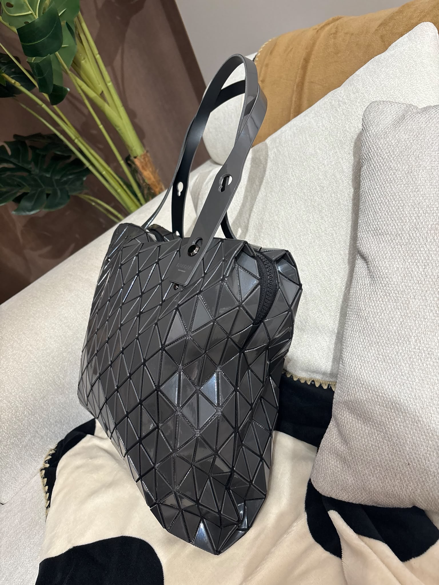 ISSEY MIYAKE bao bao Boston bag 100%Authentic ,98%new✅dust bag
