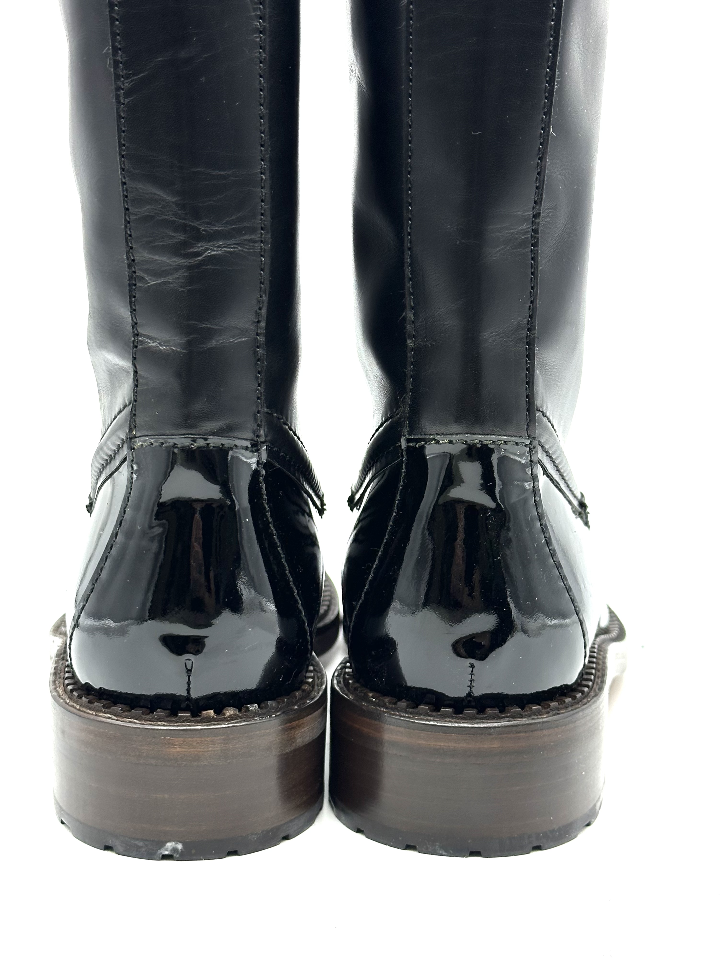 Pre-Owned Chanel Boots / Product Code: 26040411