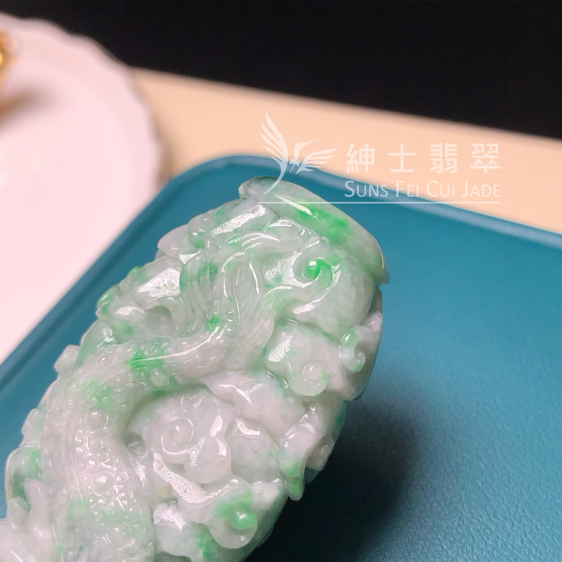 B07735 立體桶形龍吊墜