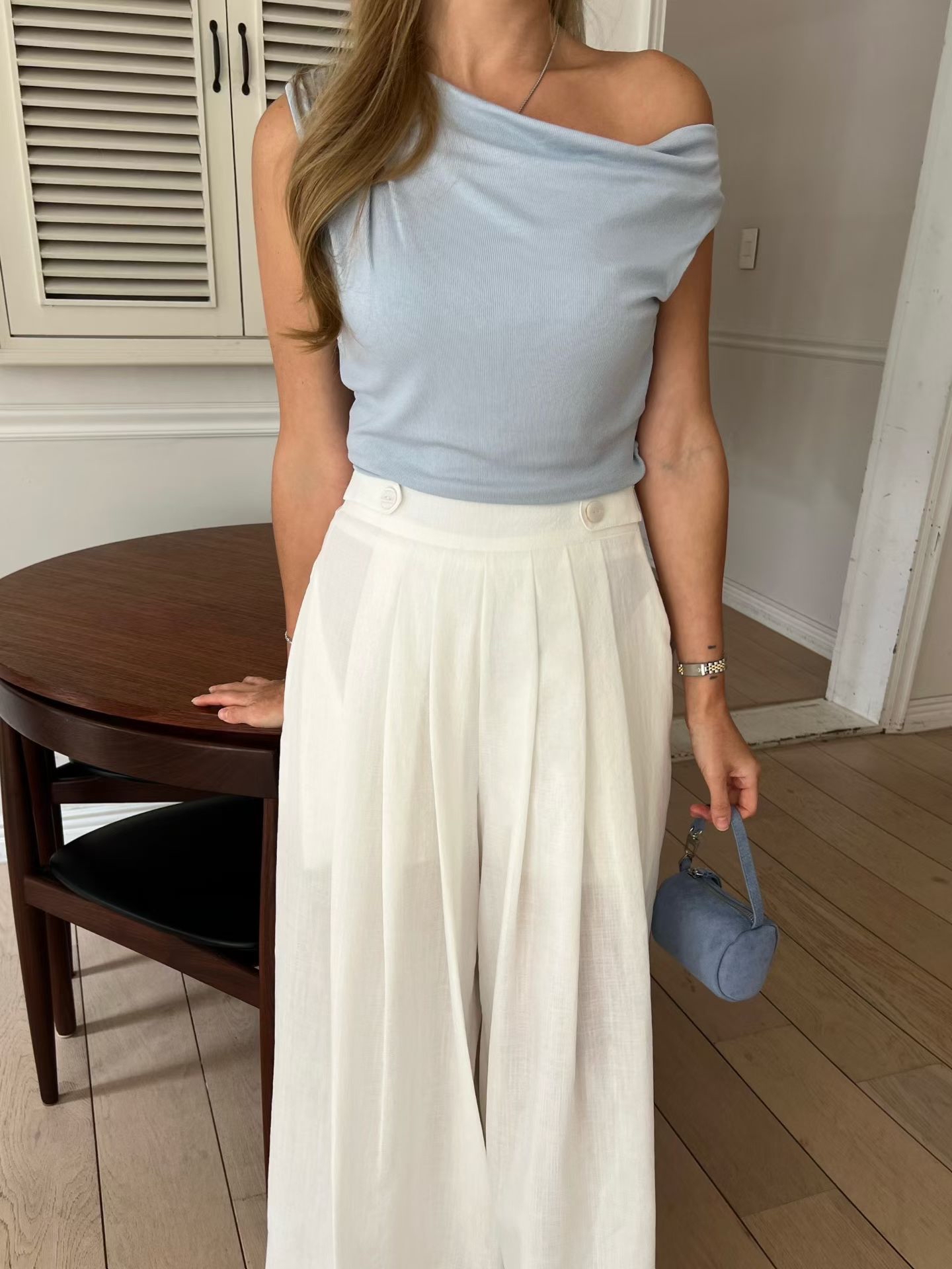 B9 圓領口抓皺柔滑背心