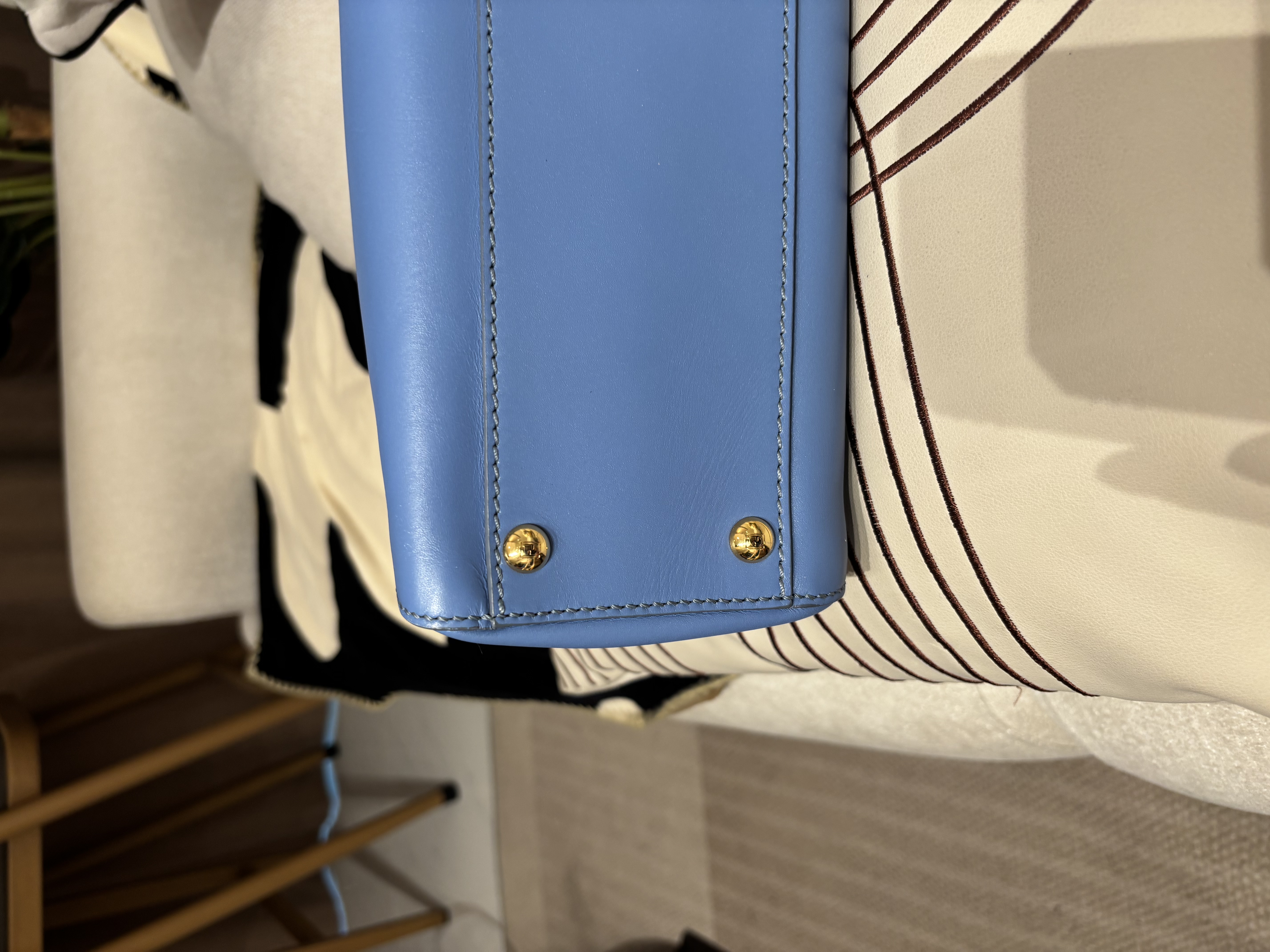 Fendi PEEKABOO REGULAR 100%Authentic , 98%new  ✅塵袋✅booklet tap 