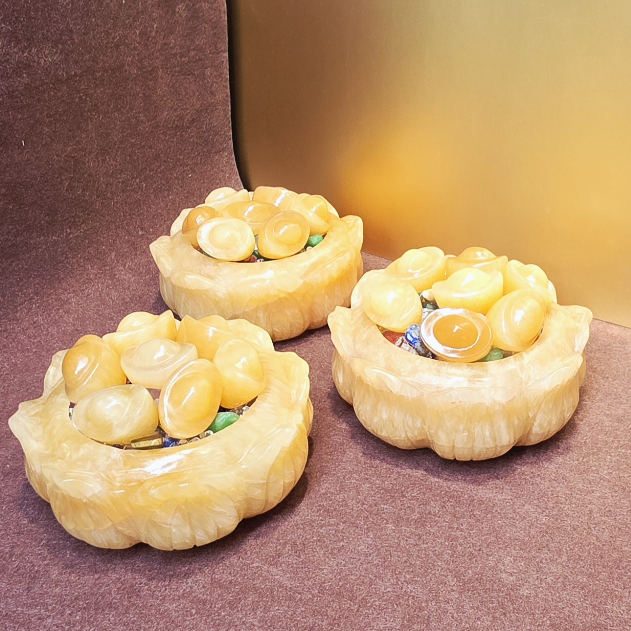 黃玉蓮花聚寶盆