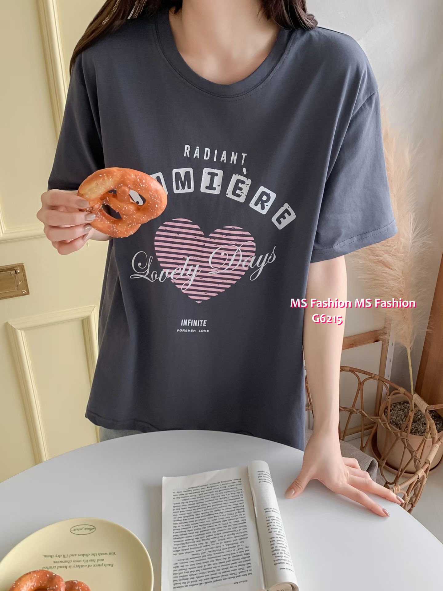 G6215 韓國🇰🇷心心字母tee