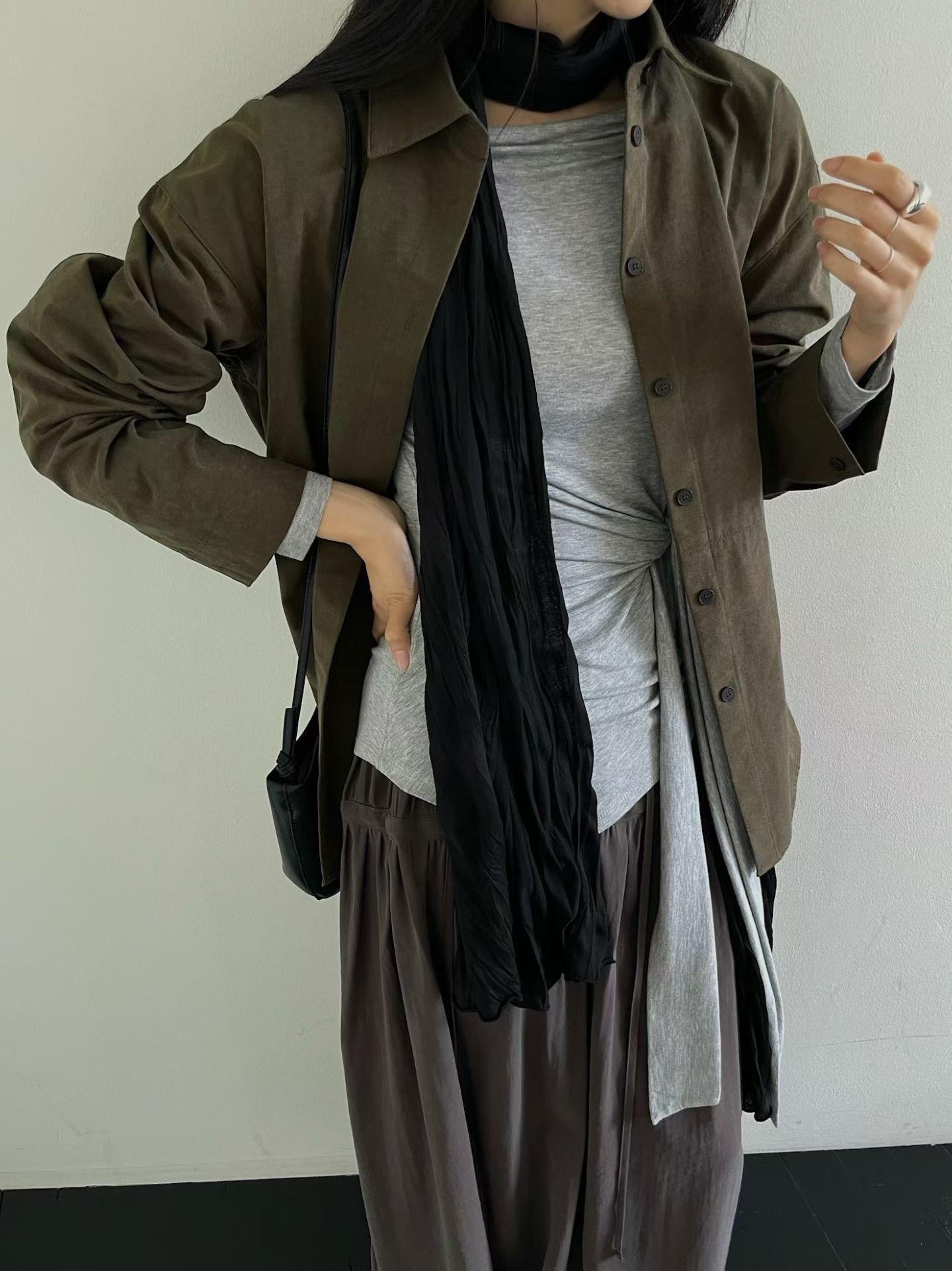 MILAE 腰間抽繩麂皮絨襯衫外套