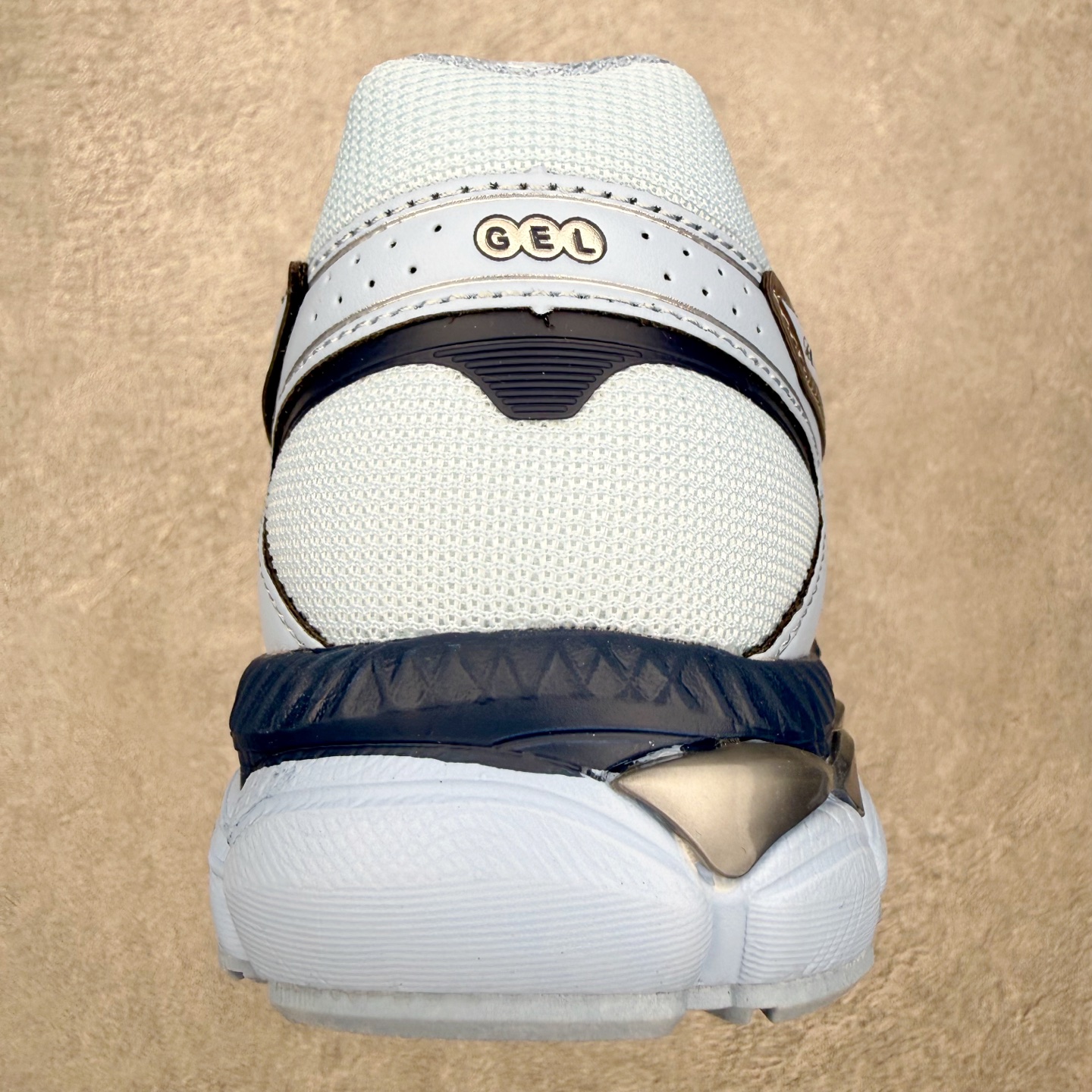 Asics Gel-Cumulus 16