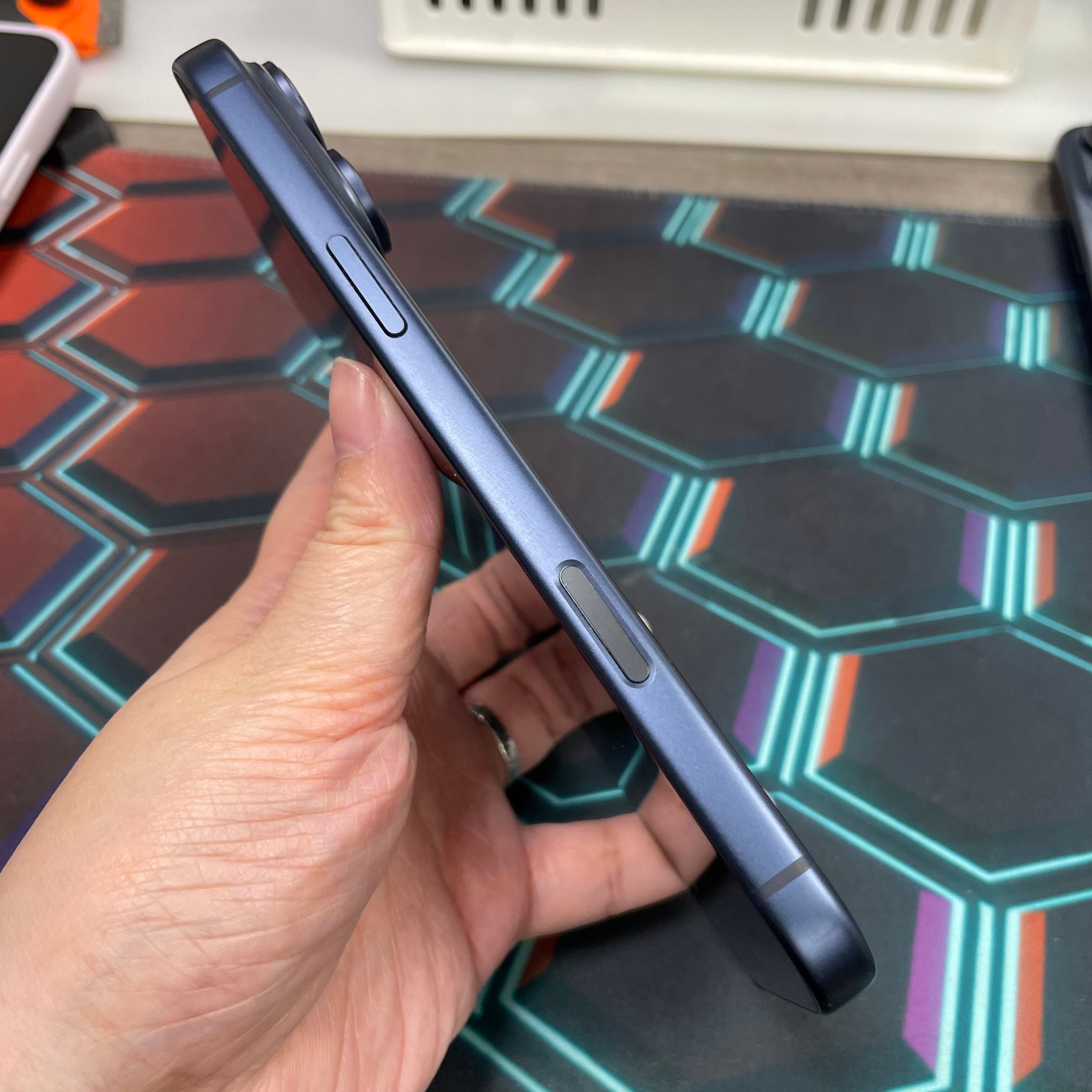 *8239 17 pro max 勁靚機 512GB 電100 藍色 blue