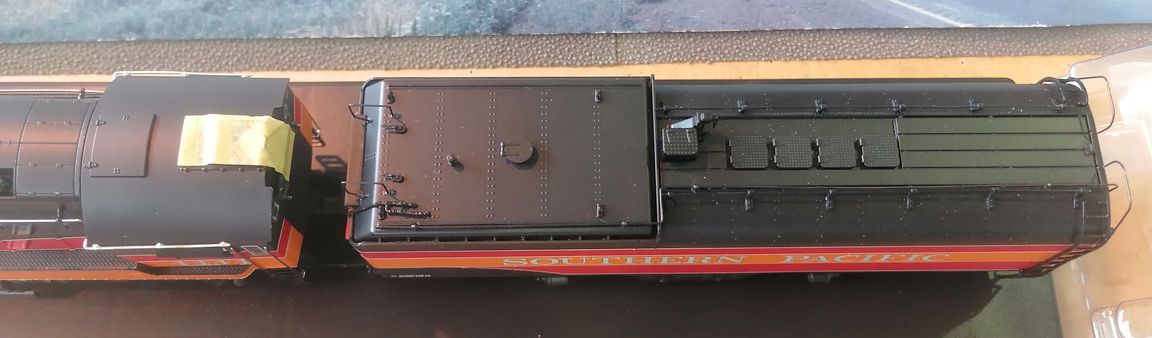 BROADWAY Southern Pacific GS-4 #4444 In-Service Post War Daylight, Paragon4 Sound/DC/DCC Smoke