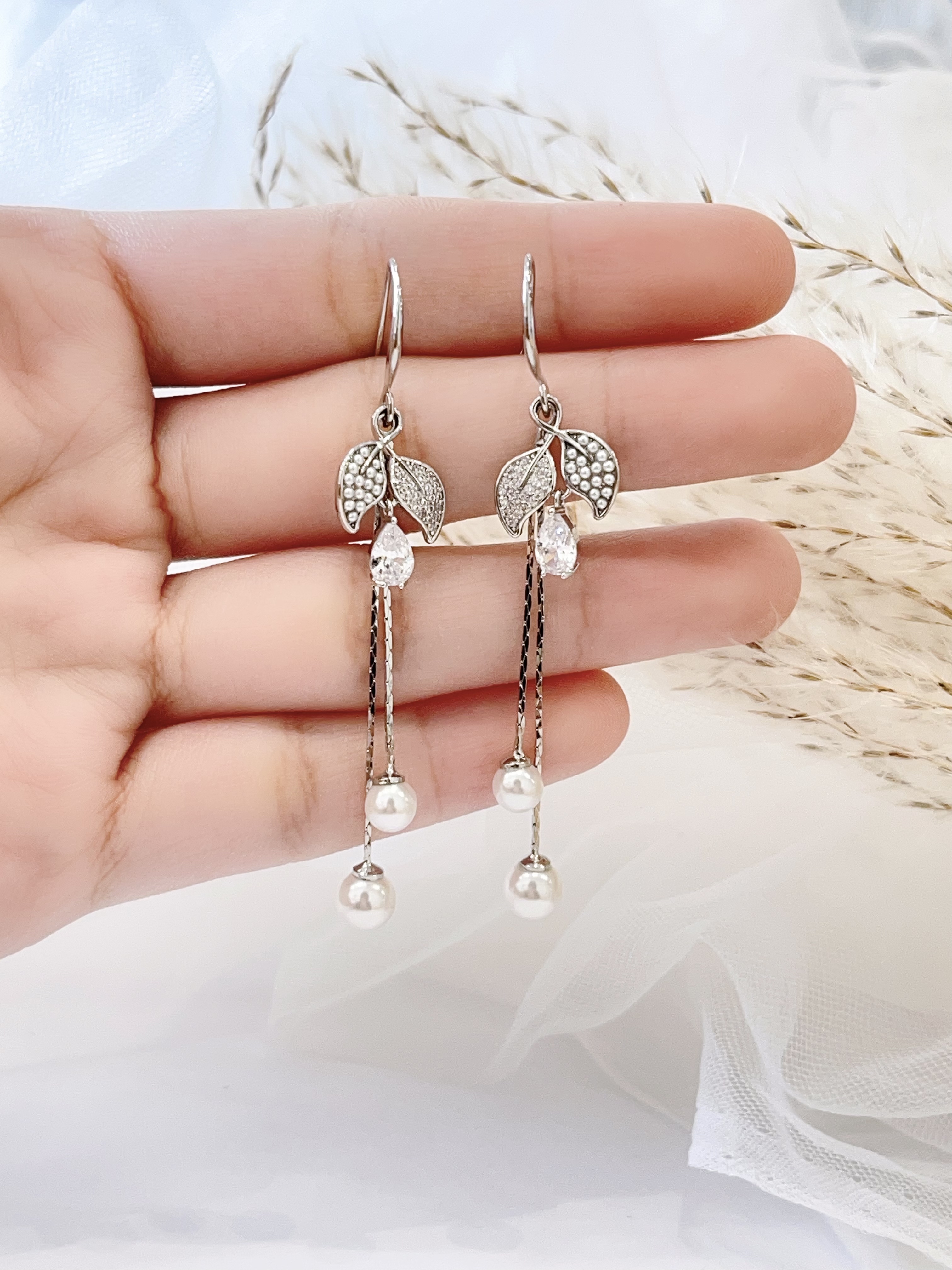 叶子状珍珠双流苏耳环