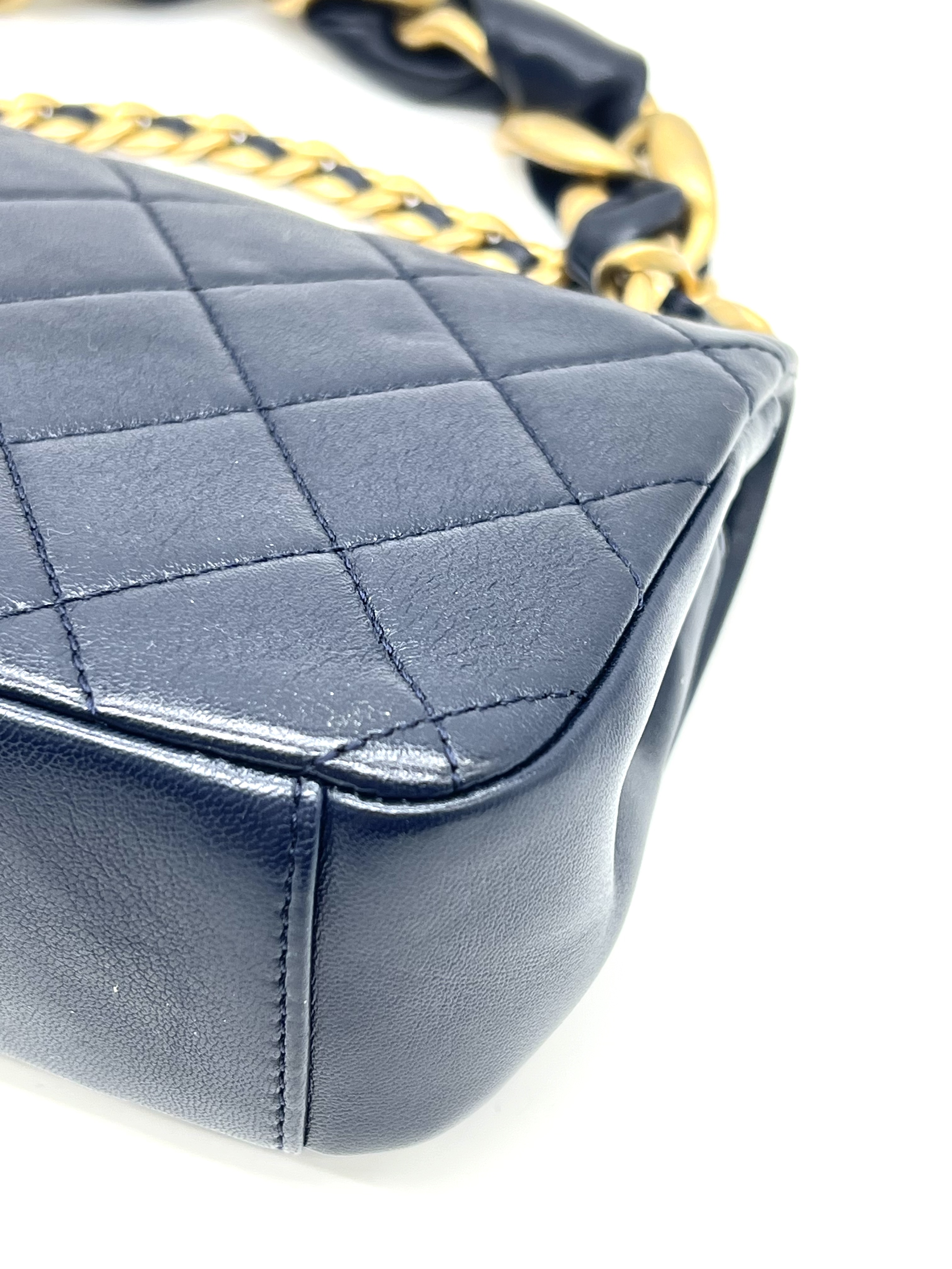 Pre-Owned CHANEL Lambskin Leather Timeless Top Handle Bag / Product Code: 26042212