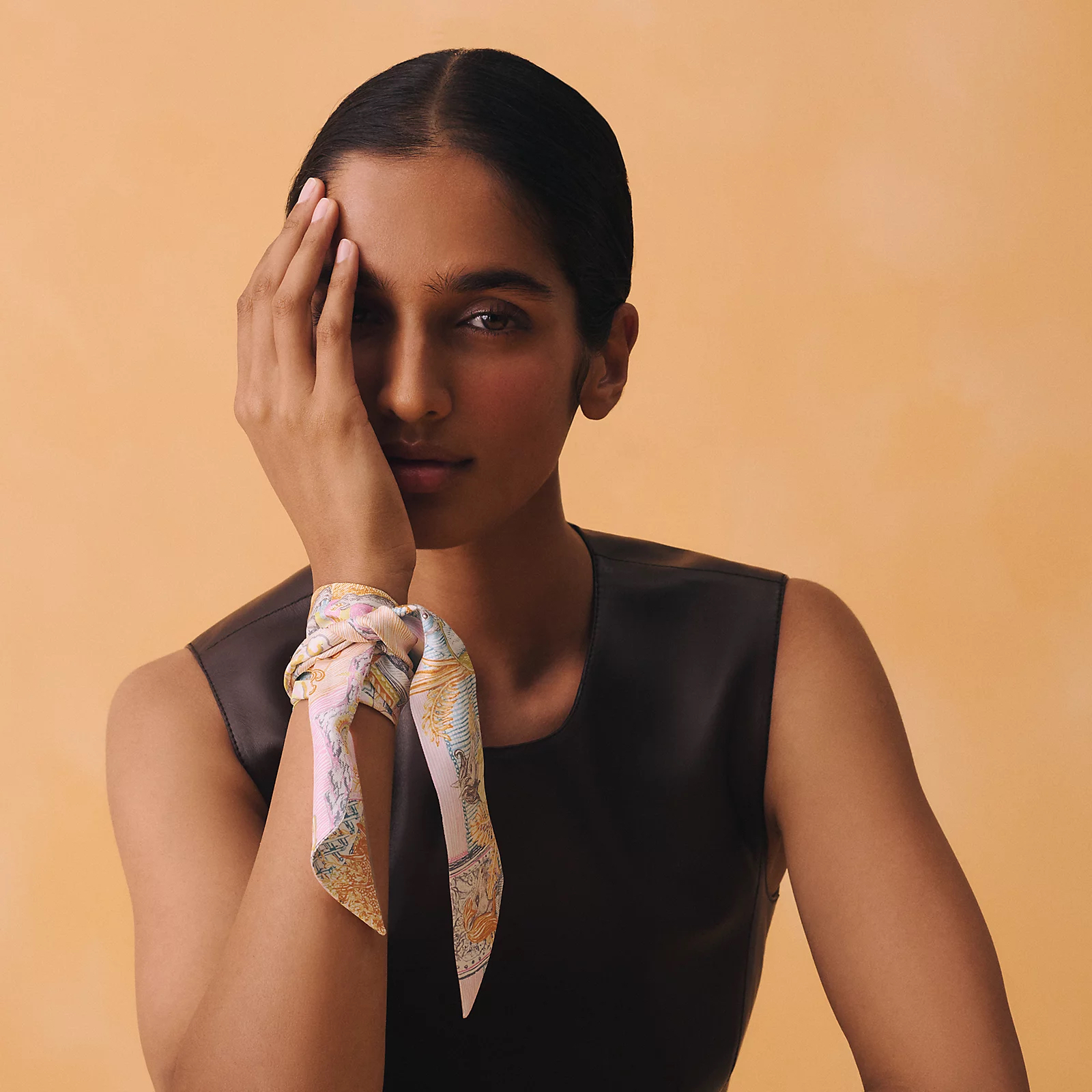 Hermès 全新🆕 100%絲 City of Light圖案 Twilly