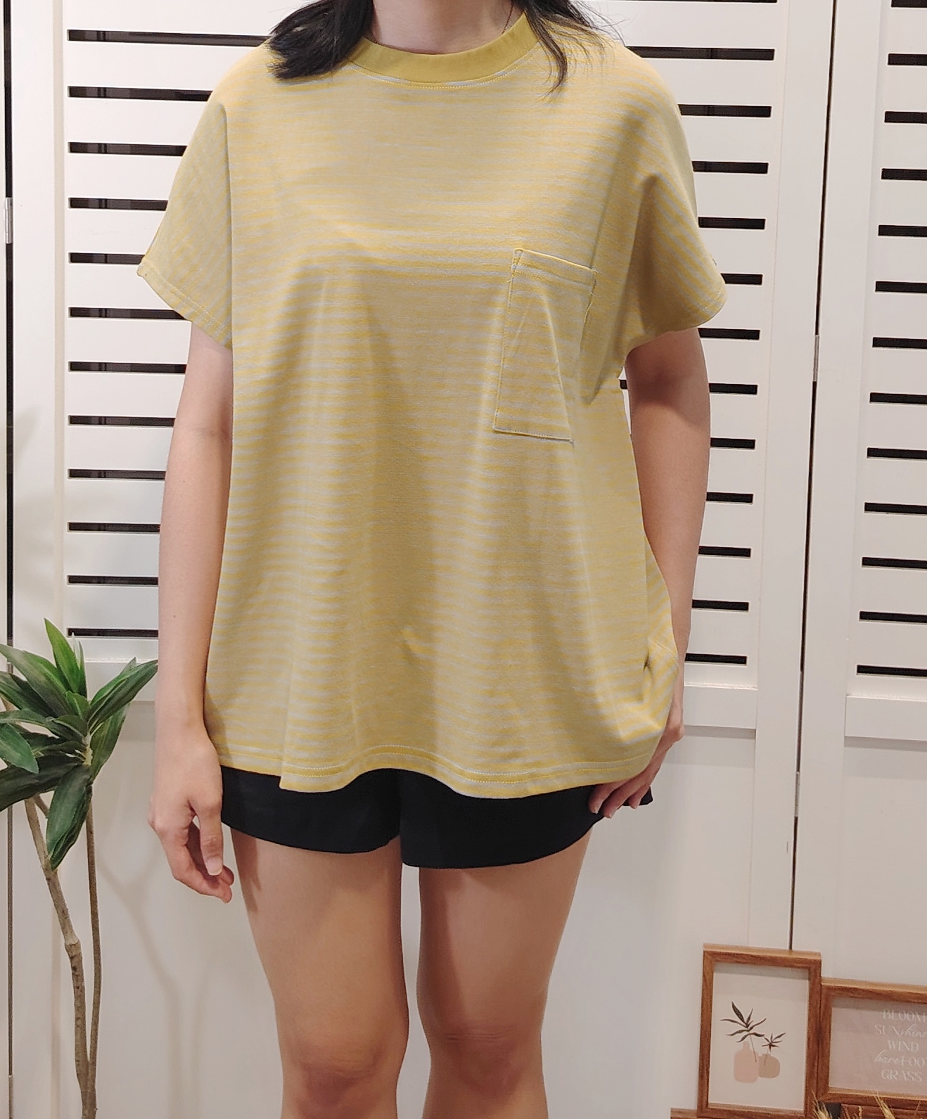 M5021 Over Size  Striped Round Neck Cotton Tee