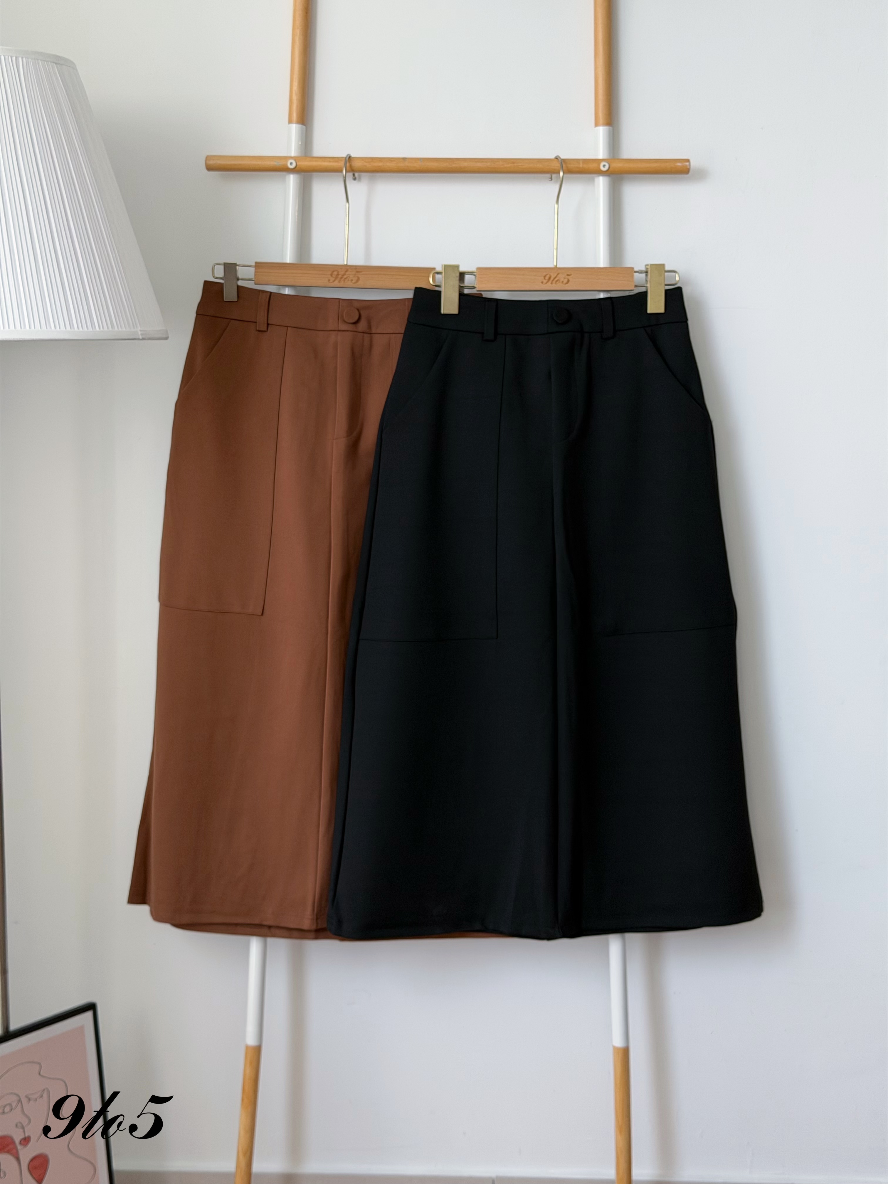 S2022 A Line Long Skirt - Black & Brown