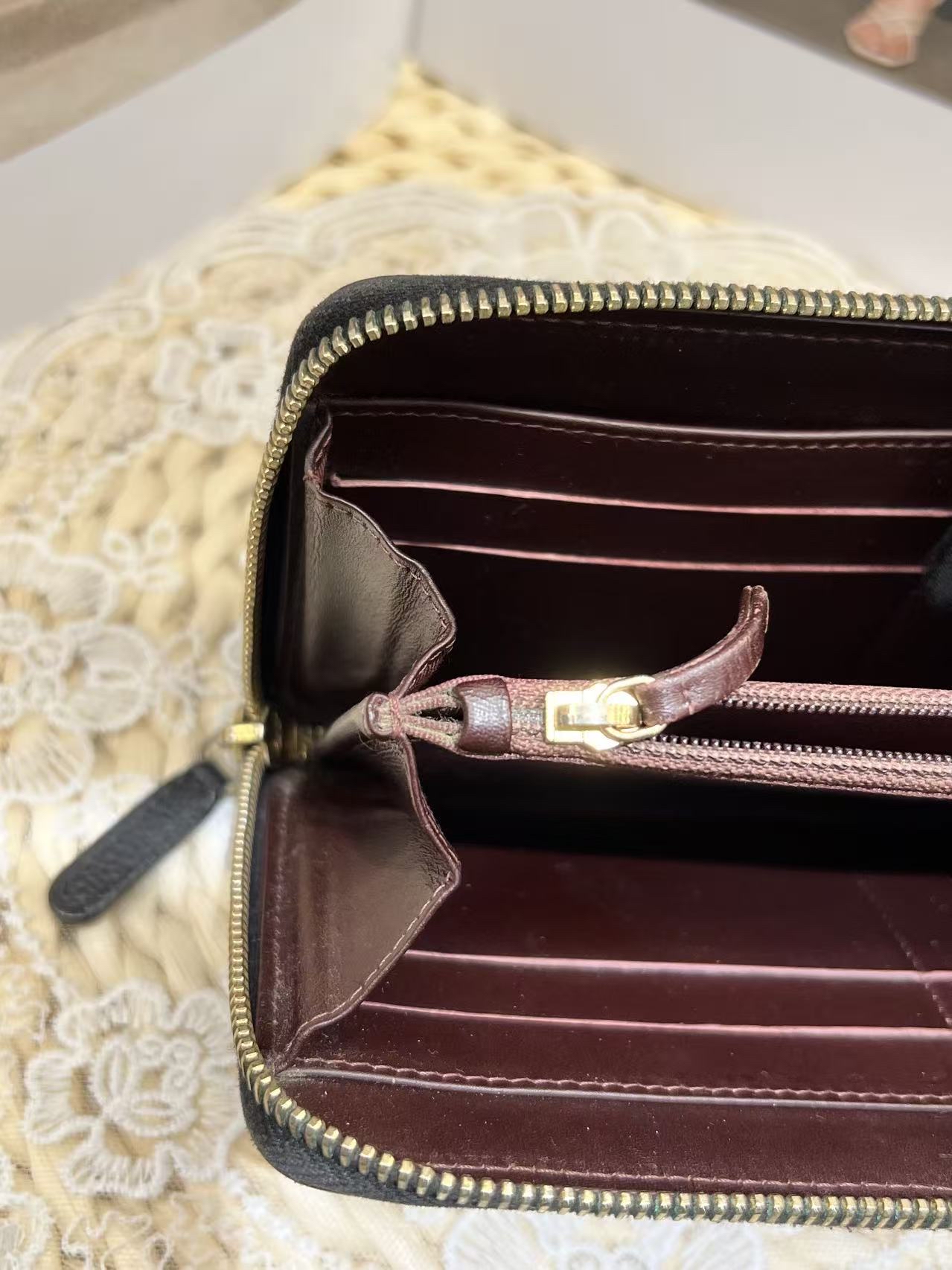 Chanel 荔枝牛皮長銀包